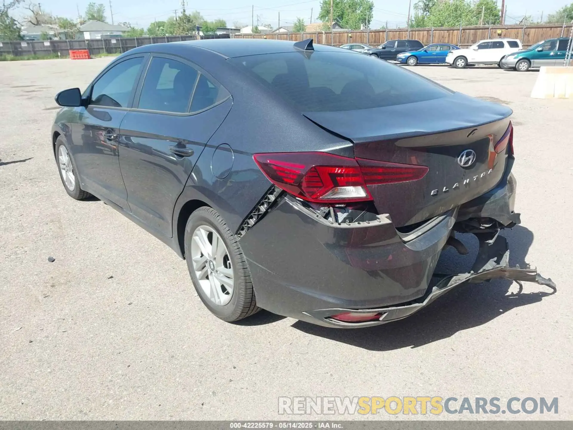 3 Photograph of a damaged car 5NPD84LFXLH561461 HYUNDAI ELANTRA 2020