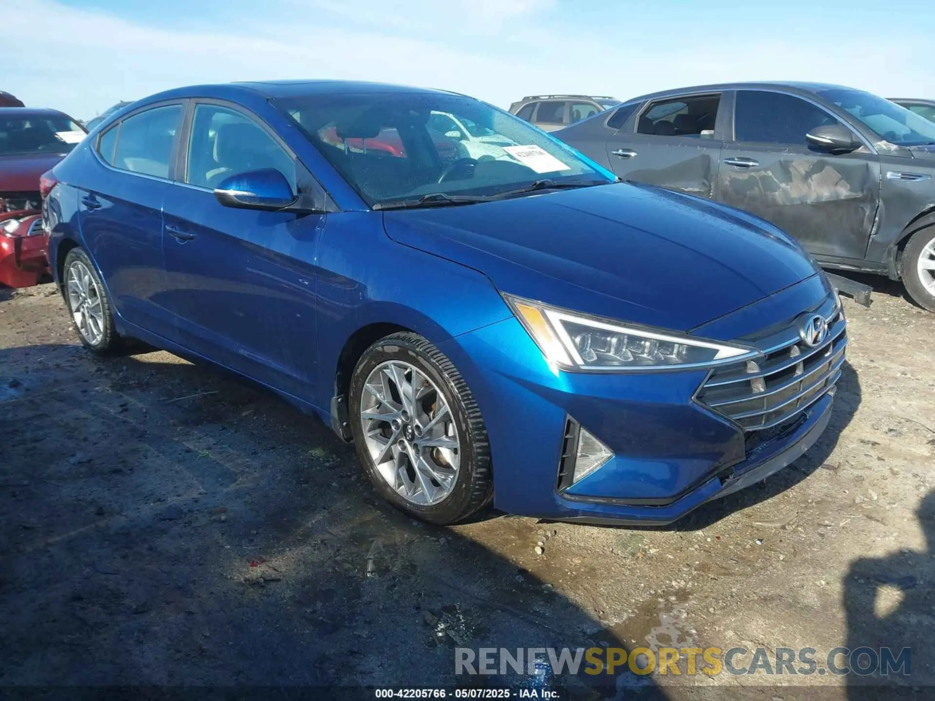 1 Photograph of a damaged car 5NPD84LFXLH566501 HYUNDAI ELANTRA 2020
