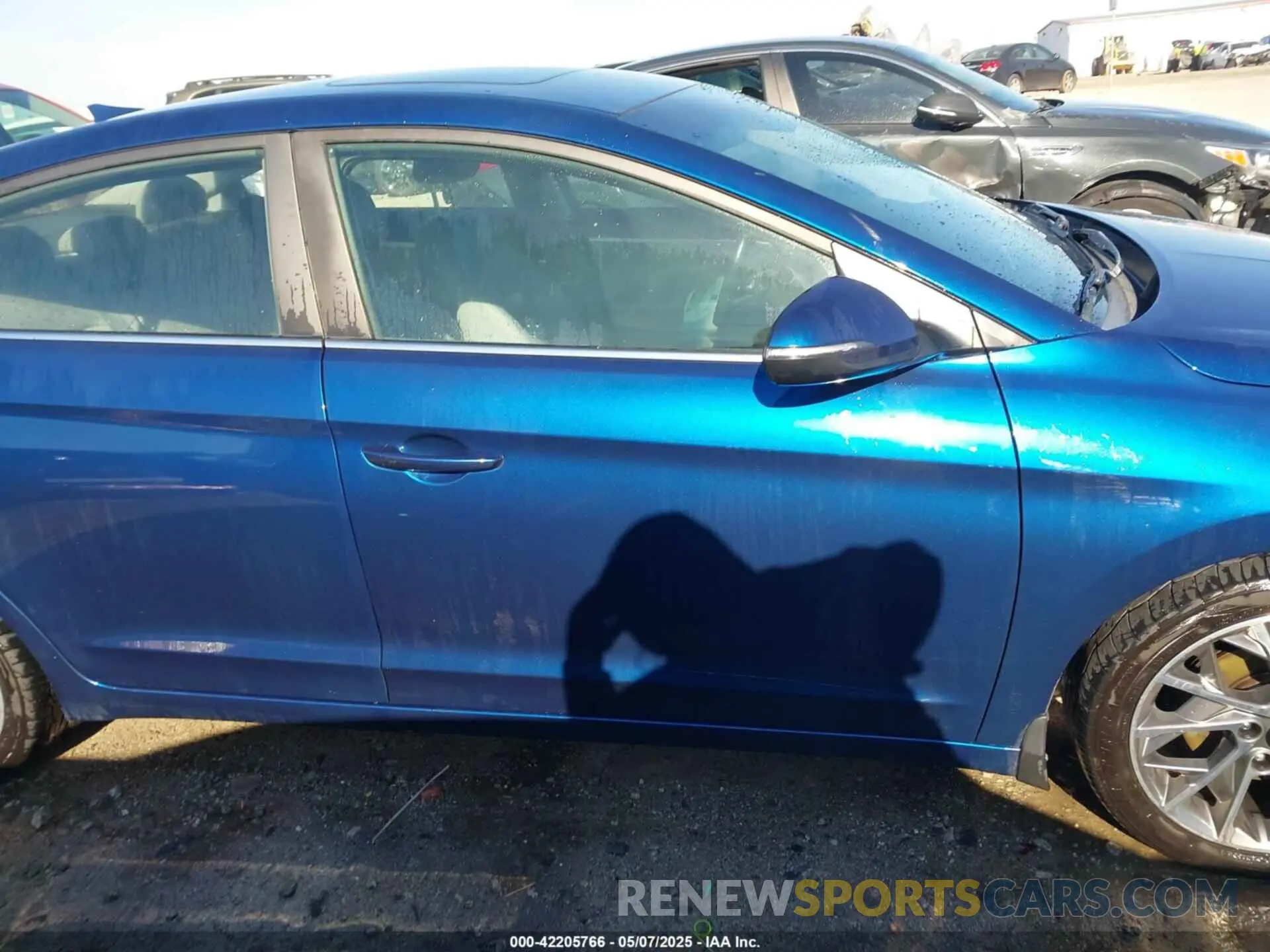 13 Photograph of a damaged car 5NPD84LFXLH566501 HYUNDAI ELANTRA 2020