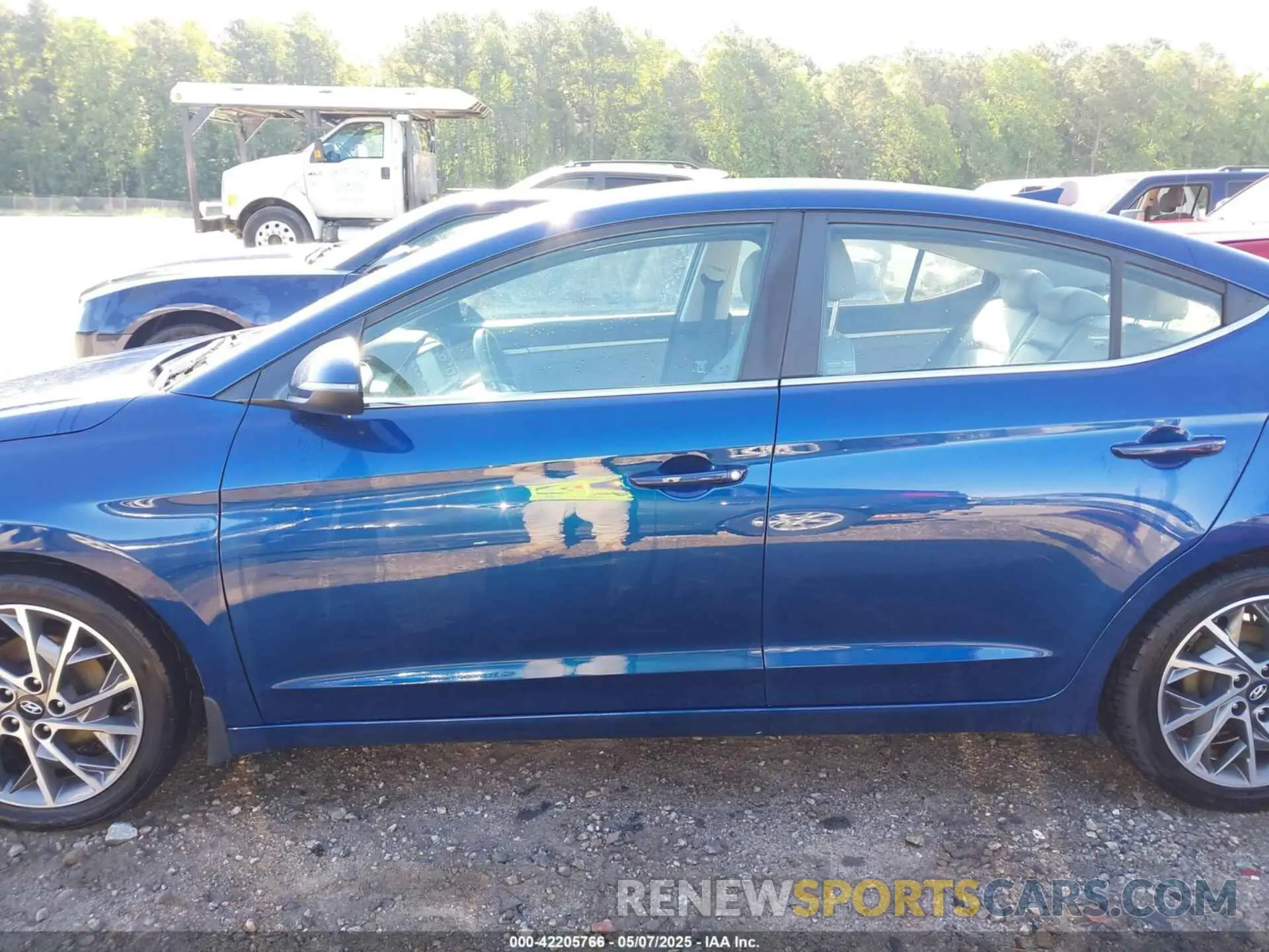 14 Photograph of a damaged car 5NPD84LFXLH566501 HYUNDAI ELANTRA 2020