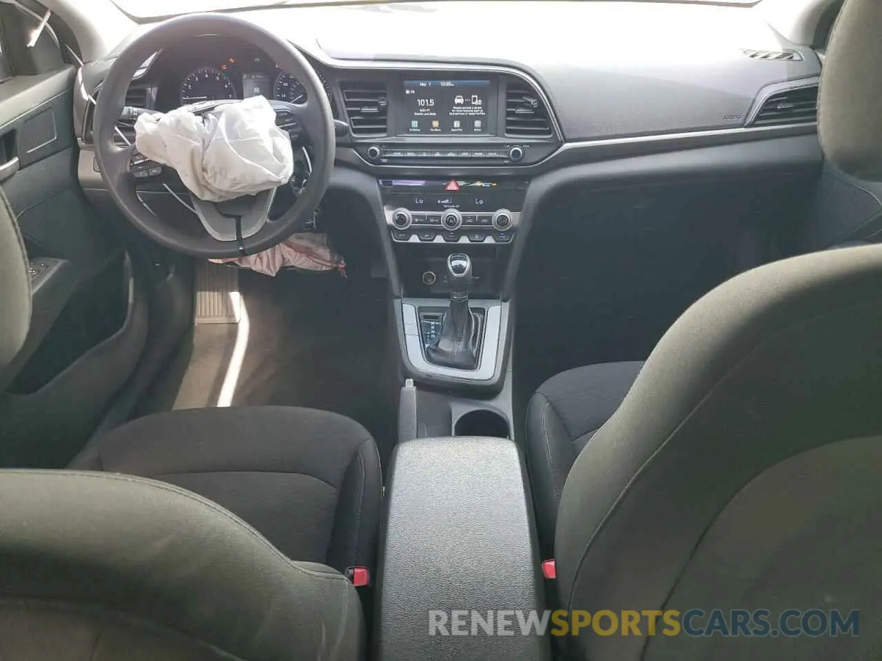 8 Photograph of a damaged car 5NPD84LFXLH569057 HYUNDAI ELANTRA 2020