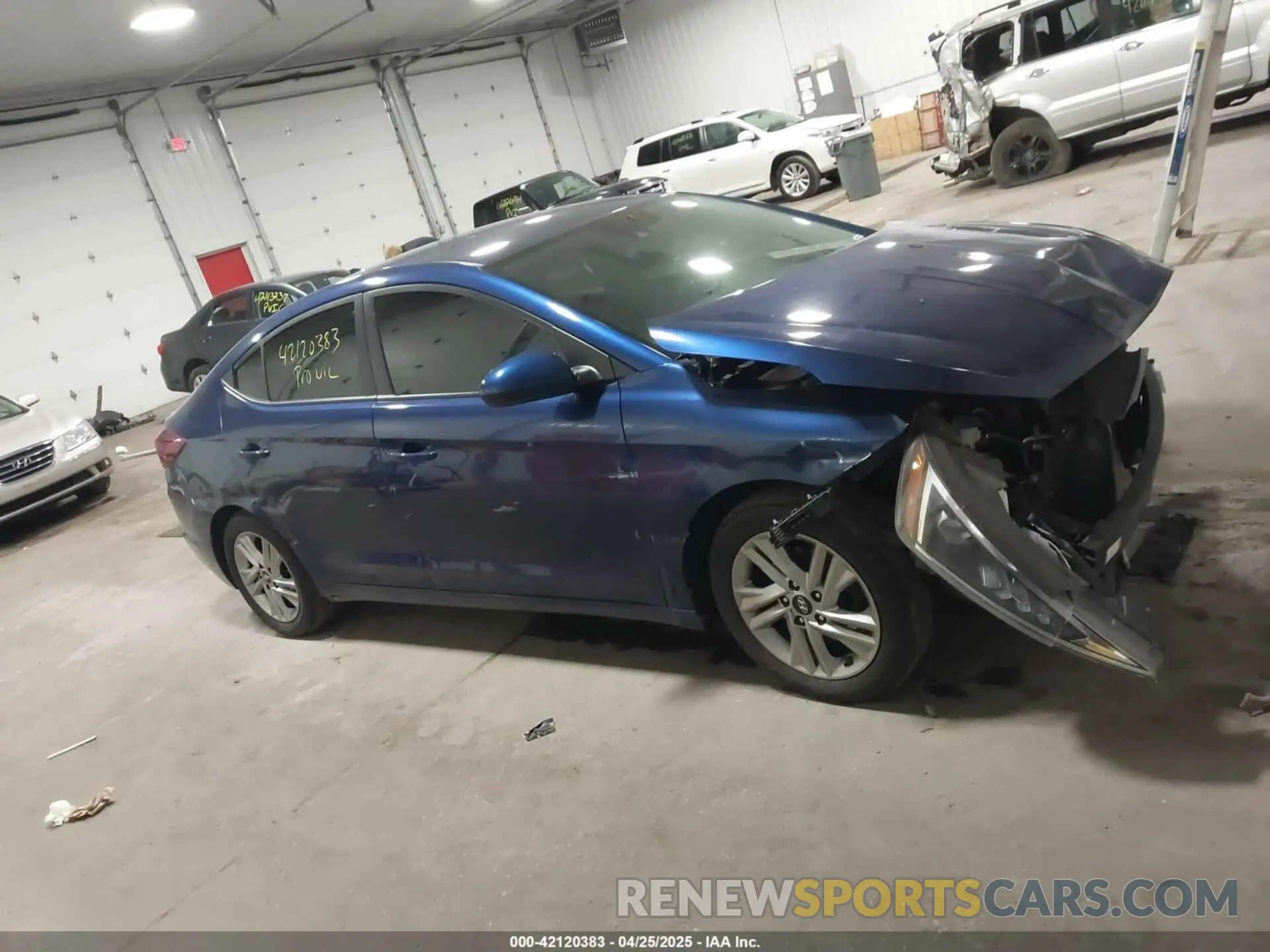 13 Photograph of a damaged car 5NPD84LFXLH569916 HYUNDAI ELANTRA 2020