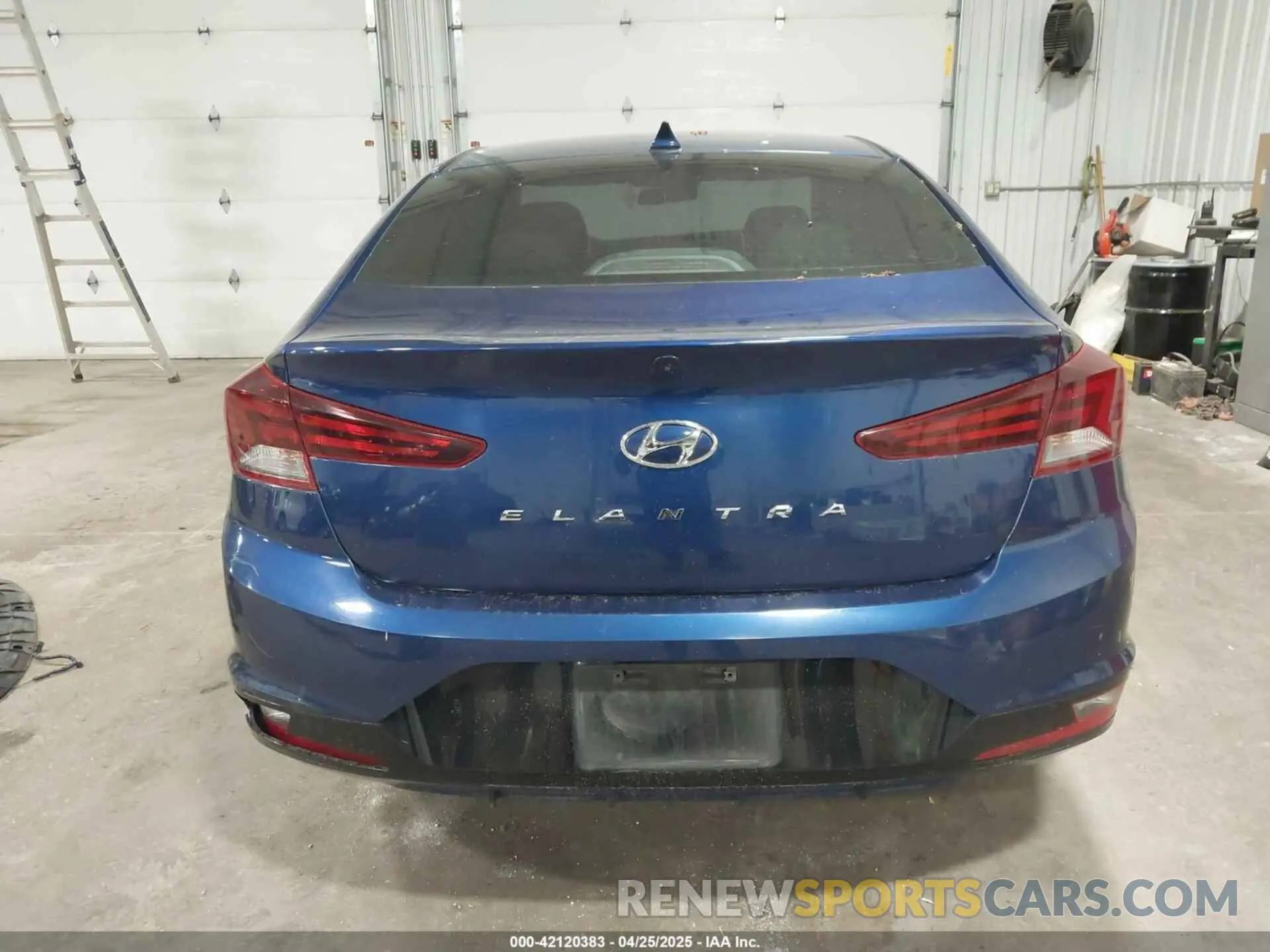 16 Photograph of a damaged car 5NPD84LFXLH569916 HYUNDAI ELANTRA 2020