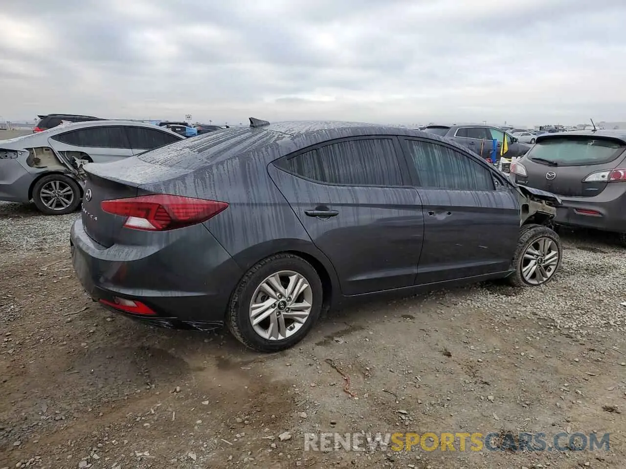 3 Photograph of a damaged car 5NPD84LFXLH571200 HYUNDAI ELANTRA 2020