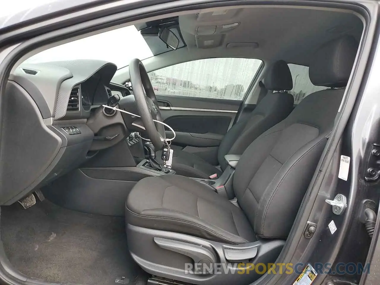 7 Photograph of a damaged car 5NPD84LFXLH571200 HYUNDAI ELANTRA 2020