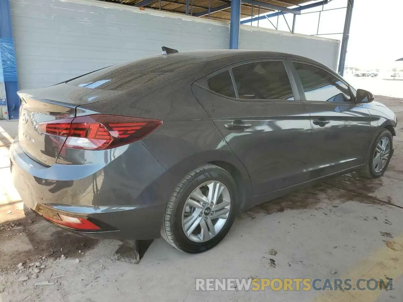 3 Photograph of a damaged car 5NPD84LFXLH572606 HYUNDAI ELANTRA 2020