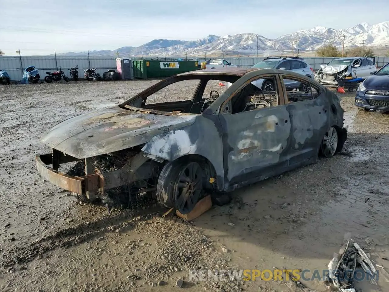 1 Photograph of a damaged car 5NPD84LFXLH574677 HYUNDAI ELANTRA 2020