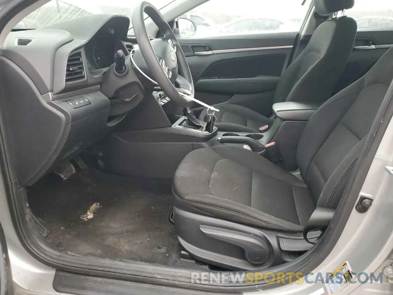 7 Photograph of a damaged car 5NPD84LFXLH576106 HYUNDAI ELANTRA 2020