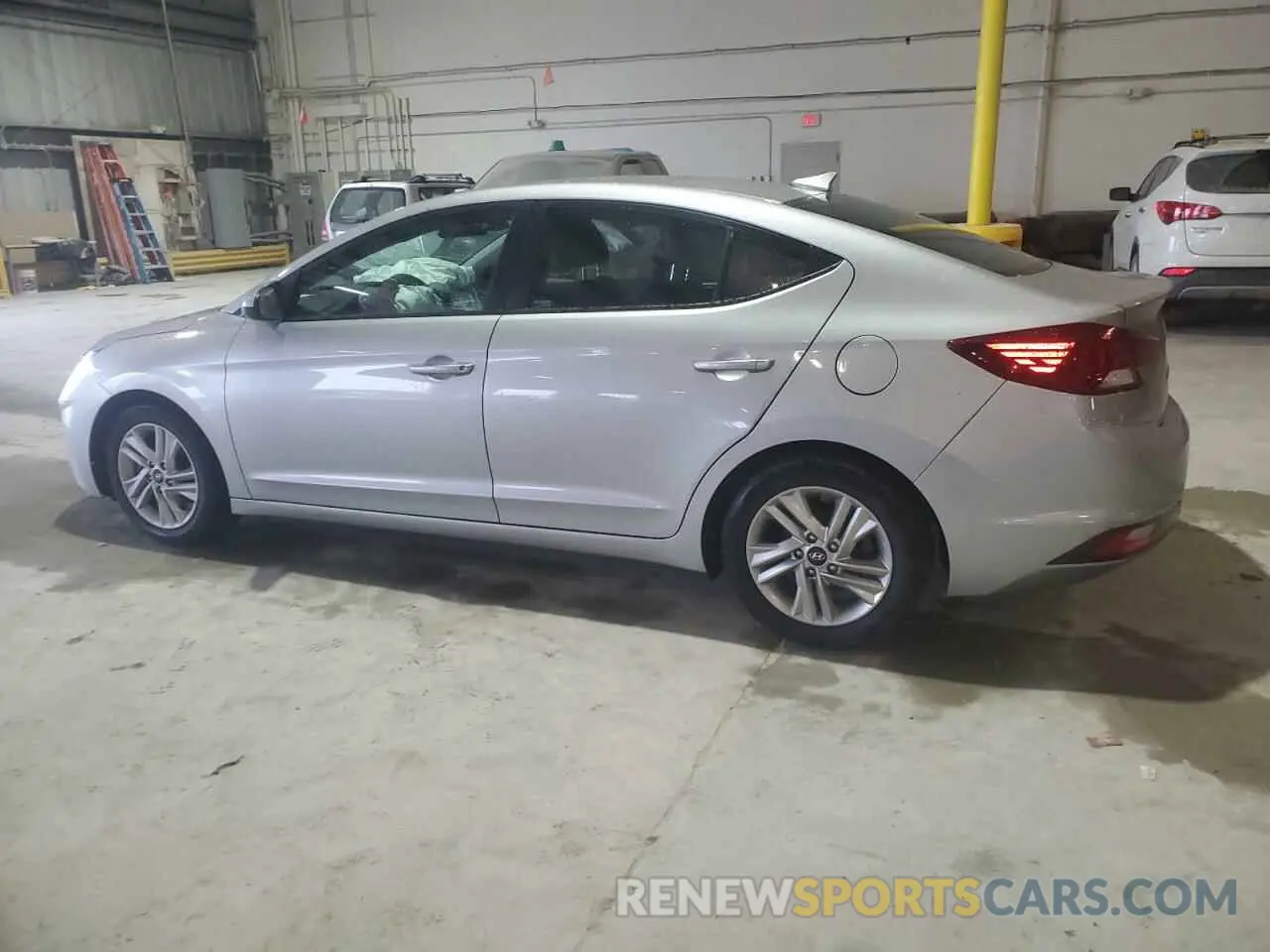 2 Photograph of a damaged car 5NPD84LFXLH578745 HYUNDAI ELANTRA 2020