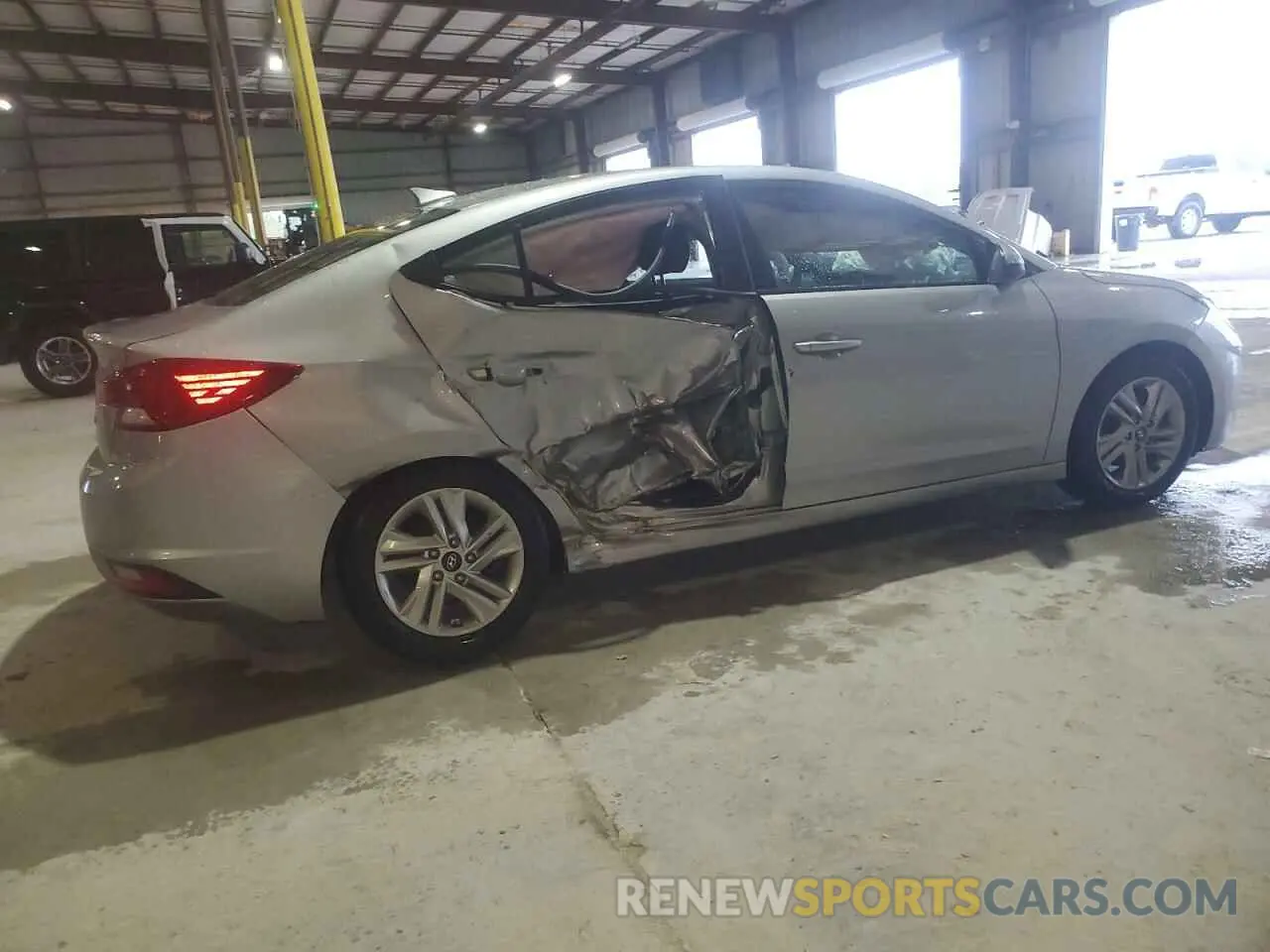 3 Photograph of a damaged car 5NPD84LFXLH578745 HYUNDAI ELANTRA 2020