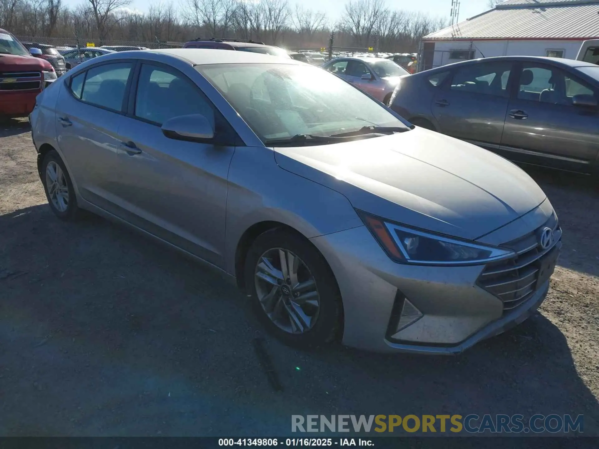 1 Photograph of a damaged car 5NPD84LFXLH580401 HYUNDAI ELANTRA 2020