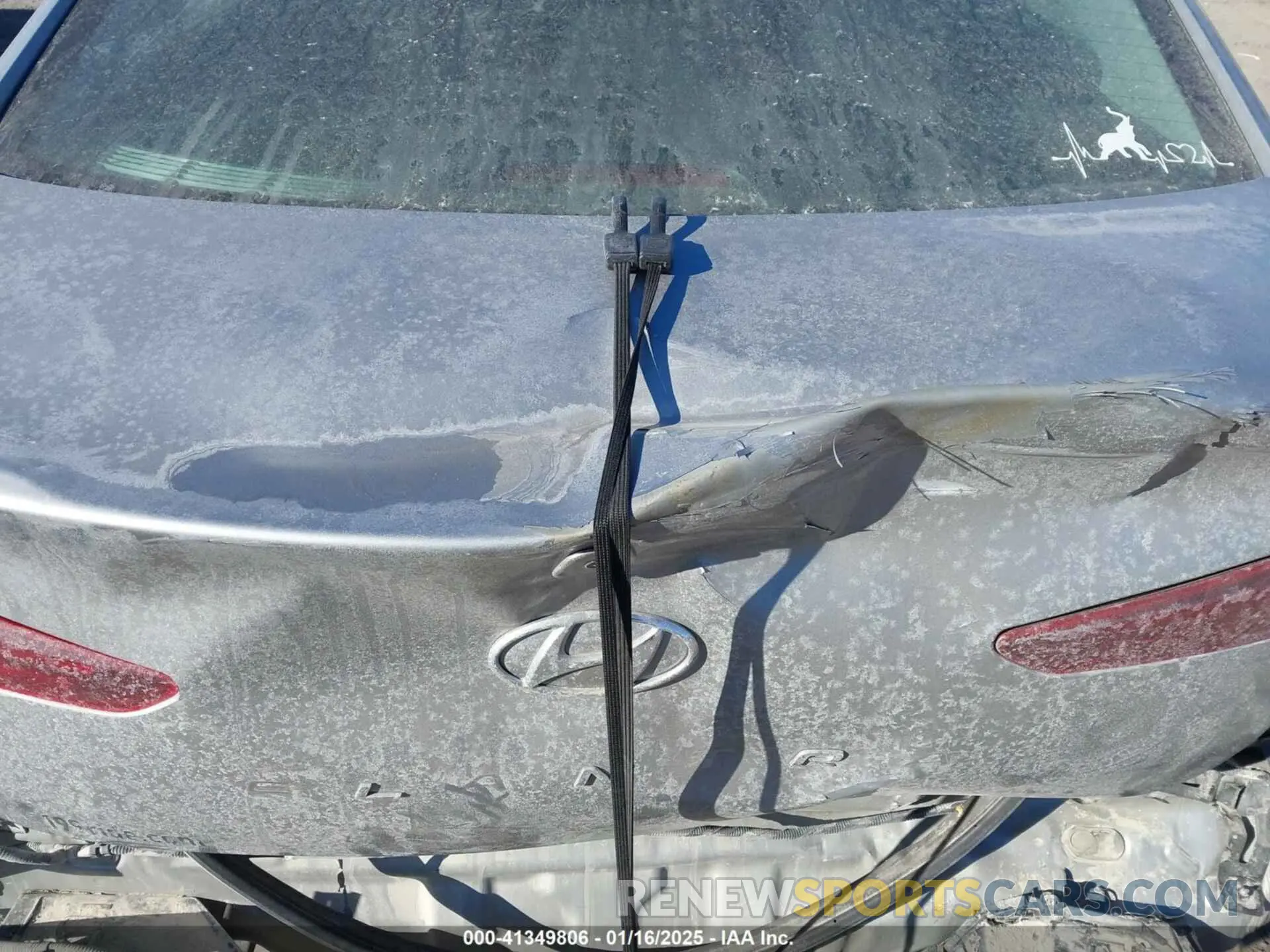 21 Photograph of a damaged car 5NPD84LFXLH580401 HYUNDAI ELANTRA 2020