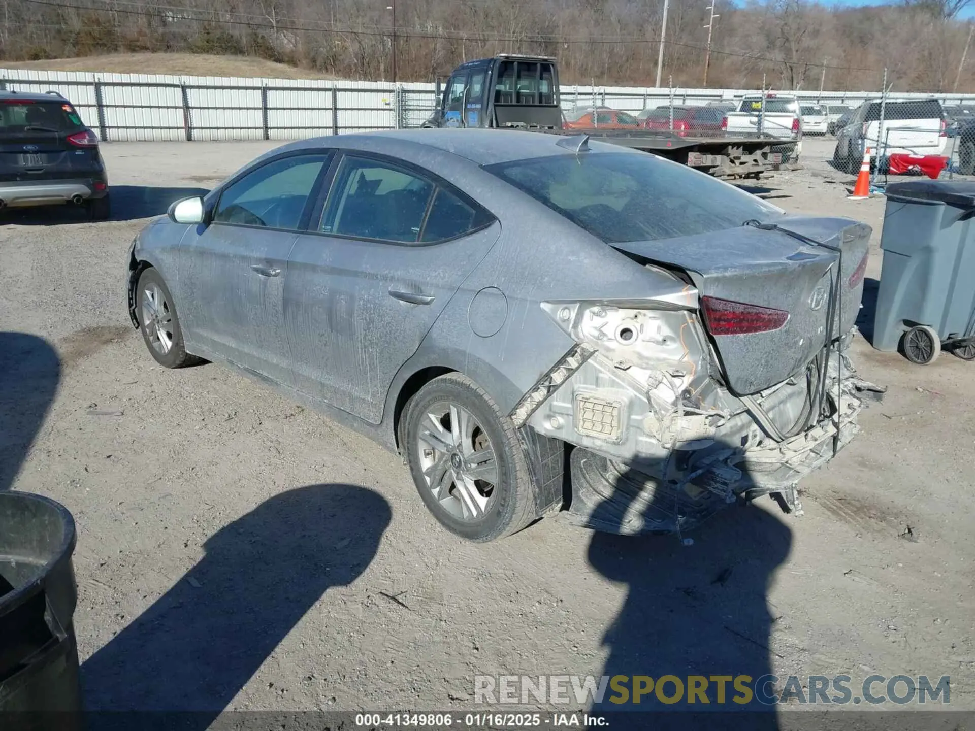 3 Photograph of a damaged car 5NPD84LFXLH580401 HYUNDAI ELANTRA 2020