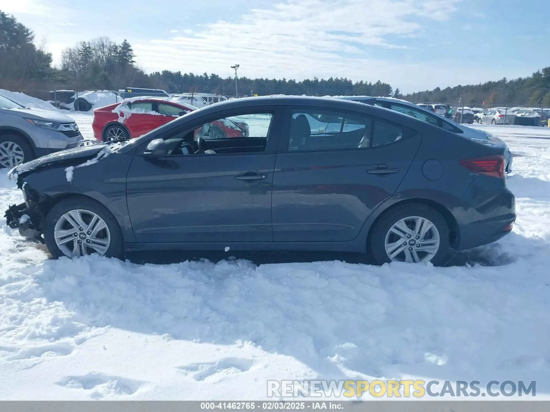 14 Photograph of a damaged car 5NPD84LFXLH581385 HYUNDAI ELANTRA 2020