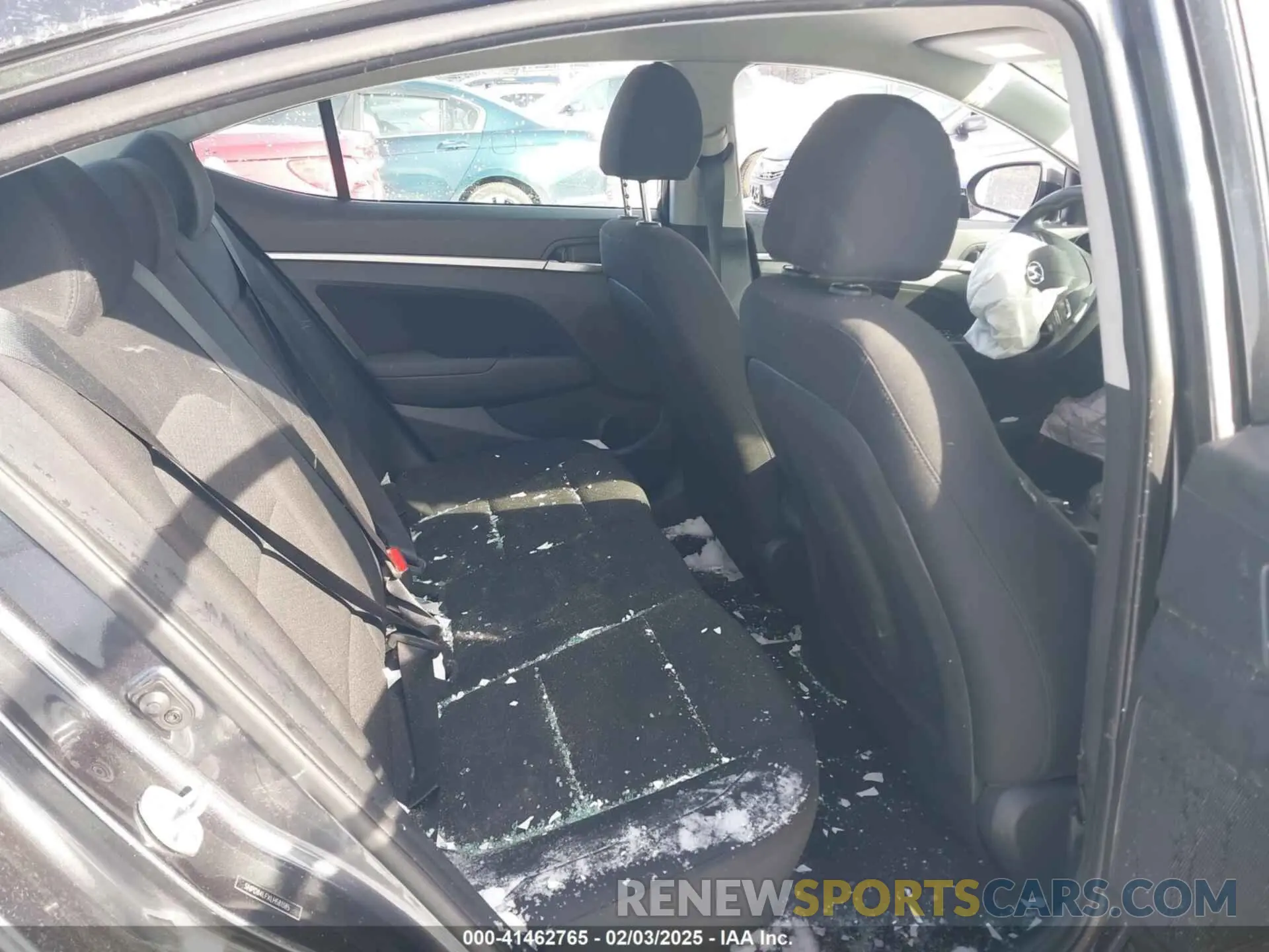 8 Photograph of a damaged car 5NPD84LFXLH581385 HYUNDAI ELANTRA 2020