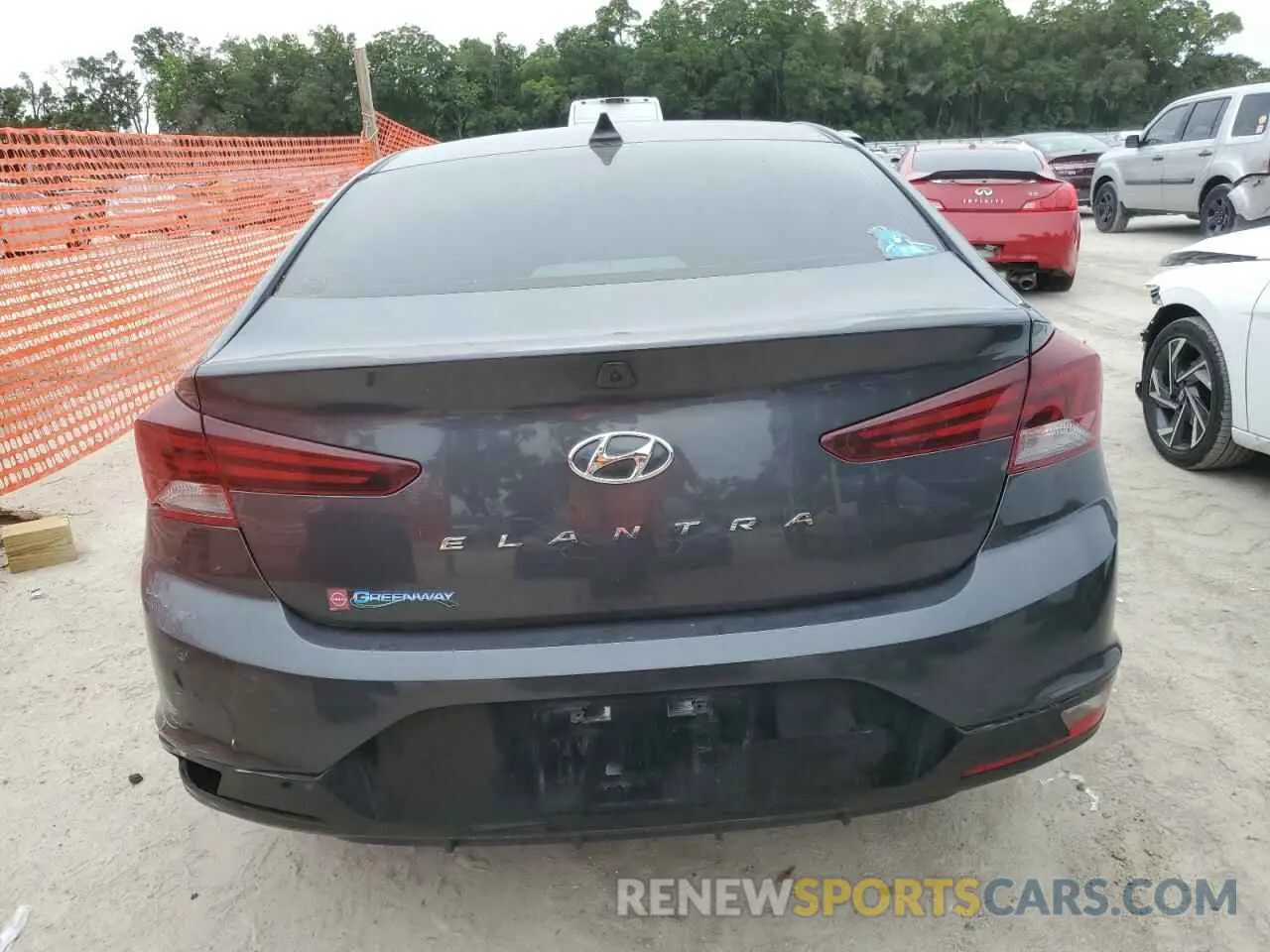 6 Photograph of a damaged car 5NPD84LFXLH583511 HYUNDAI ELANTRA 2020