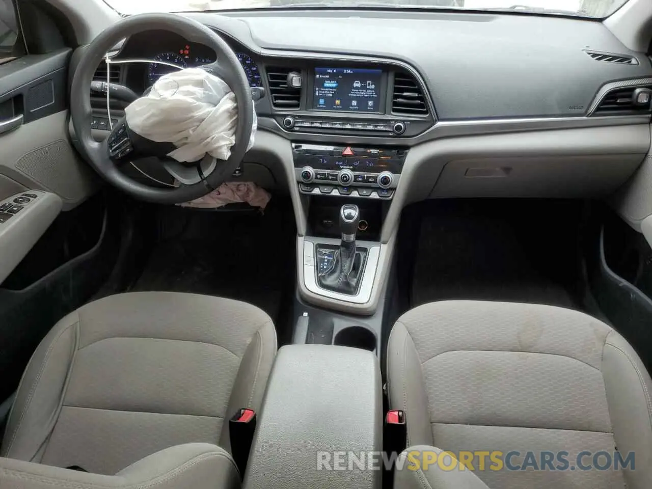 8 Photograph of a damaged car 5NPD84LFXLH583511 HYUNDAI ELANTRA 2020