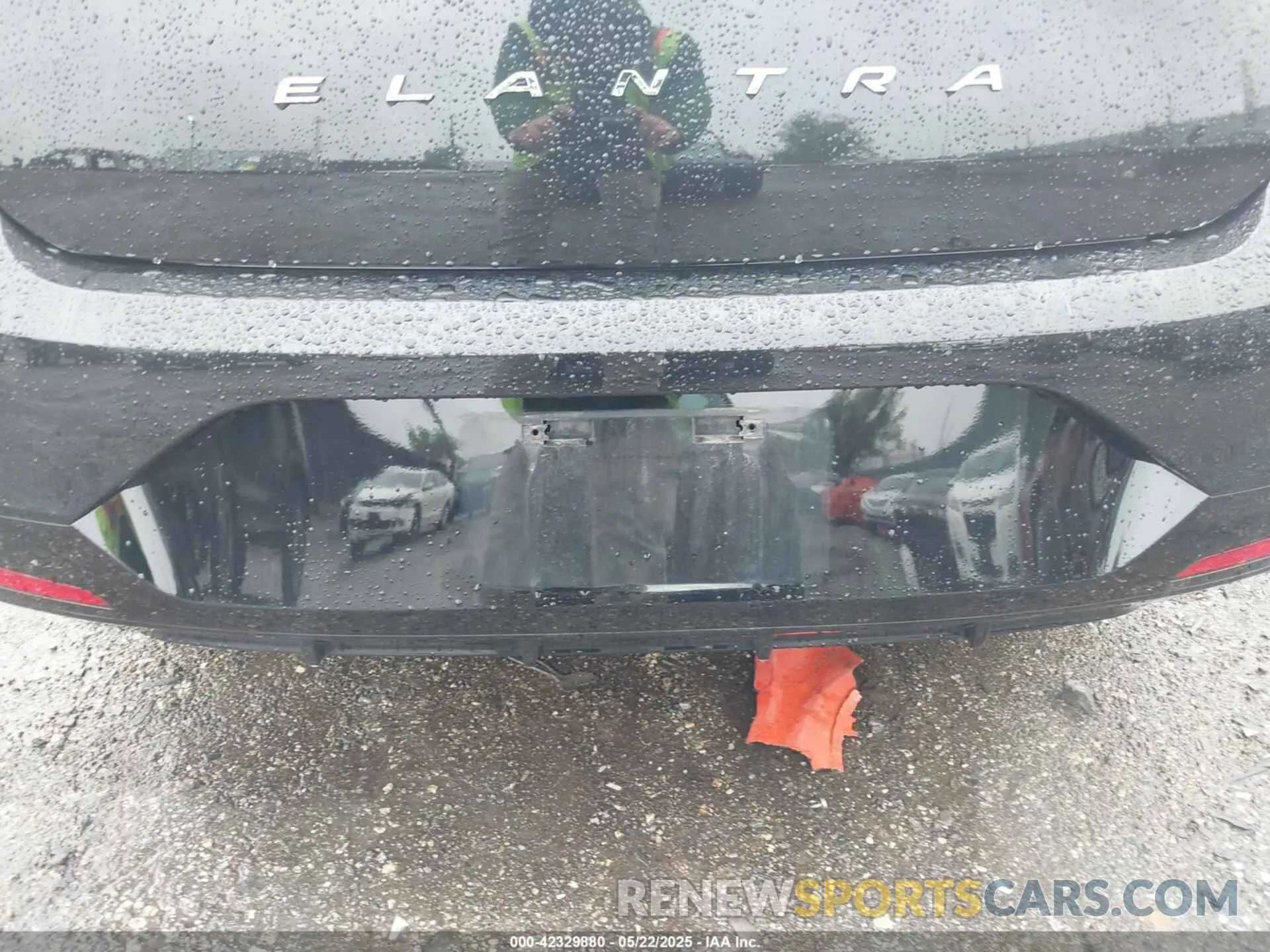 6 Photograph of a damaged car 5NPD84LFXLH592032 HYUNDAI ELANTRA 2020