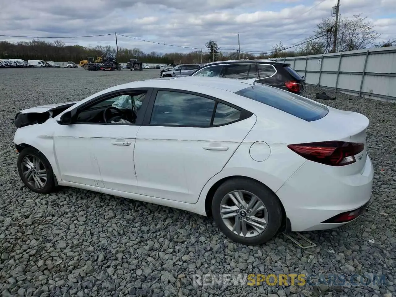 2 Photograph of a damaged car 5NPD84LFXLH612697 HYUNDAI ELANTRA 2020