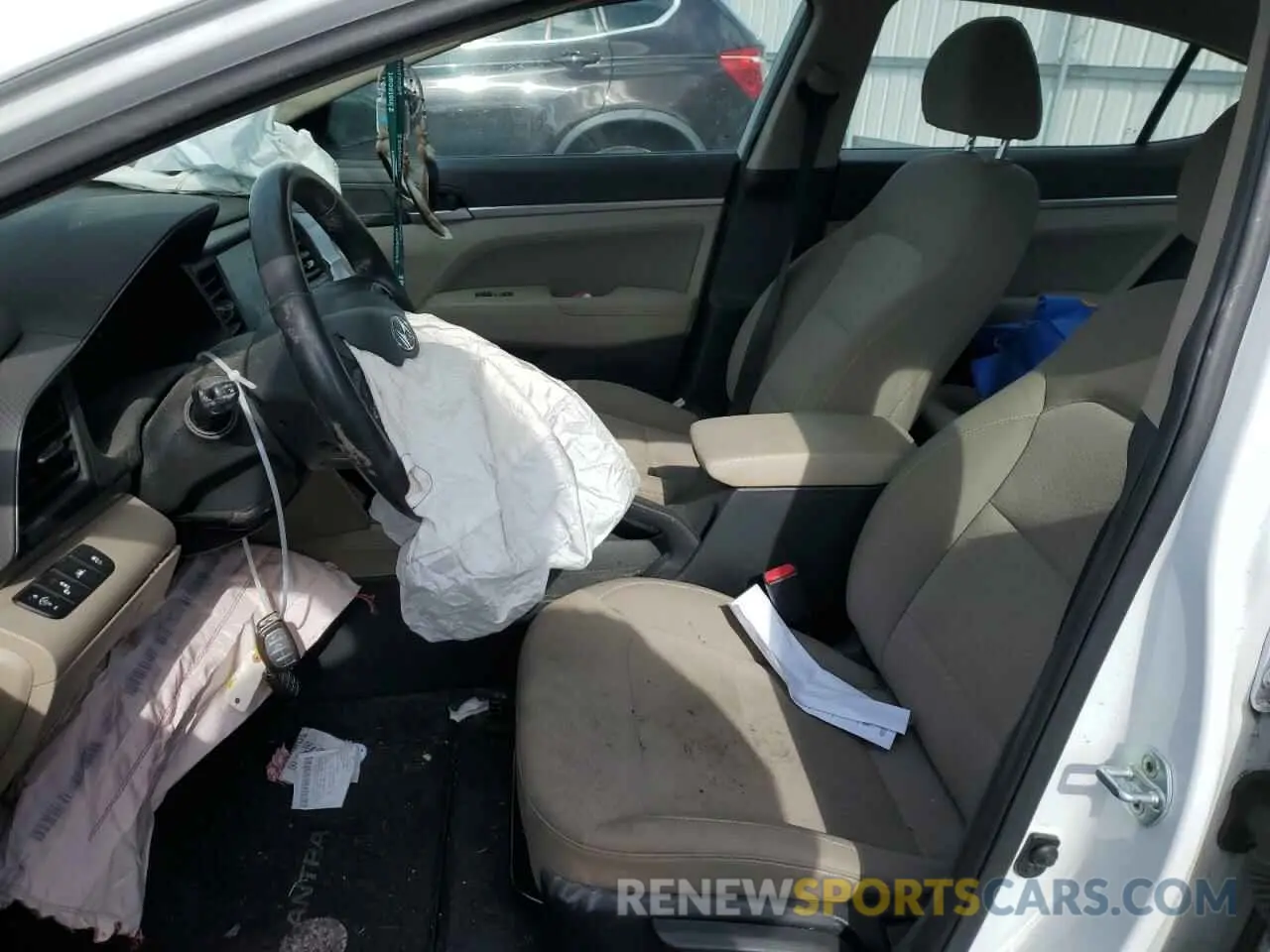 7 Photograph of a damaged car 5NPD84LFXLH612697 HYUNDAI ELANTRA 2020