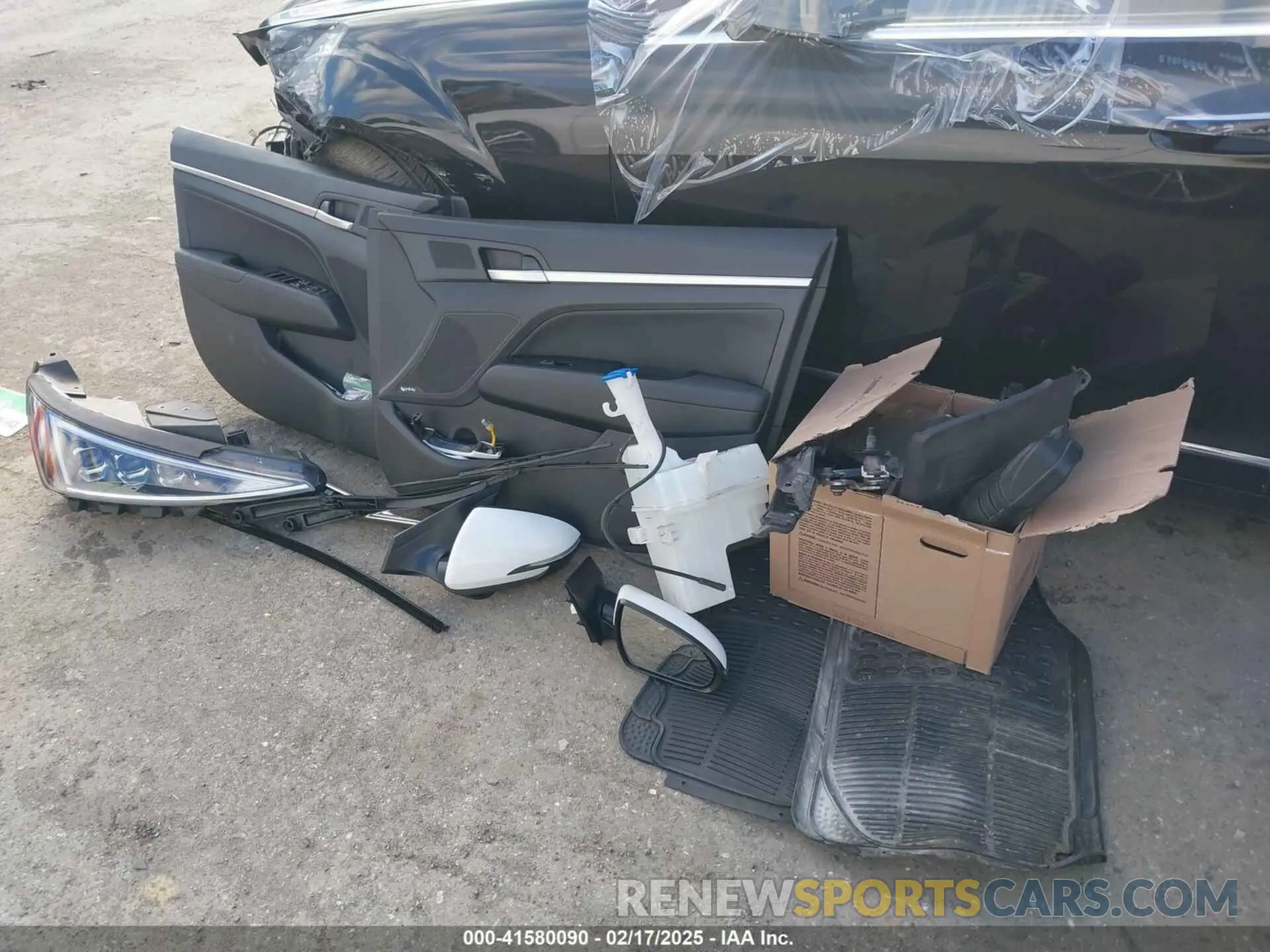12 Photograph of a damaged car 5NPD84LFXLH617026 HYUNDAI ELANTRA 2020