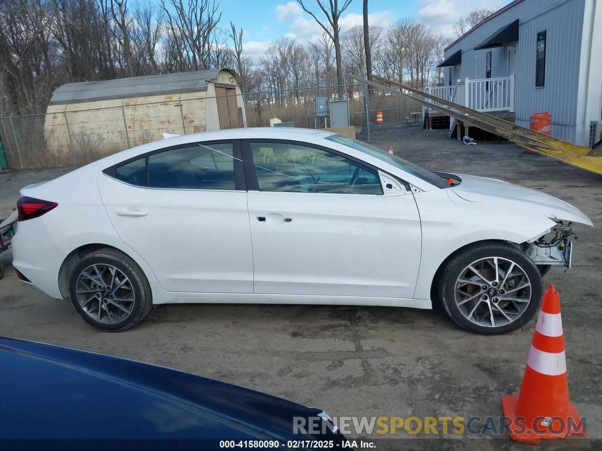 14 Photograph of a damaged car 5NPD84LFXLH617026 HYUNDAI ELANTRA 2020
