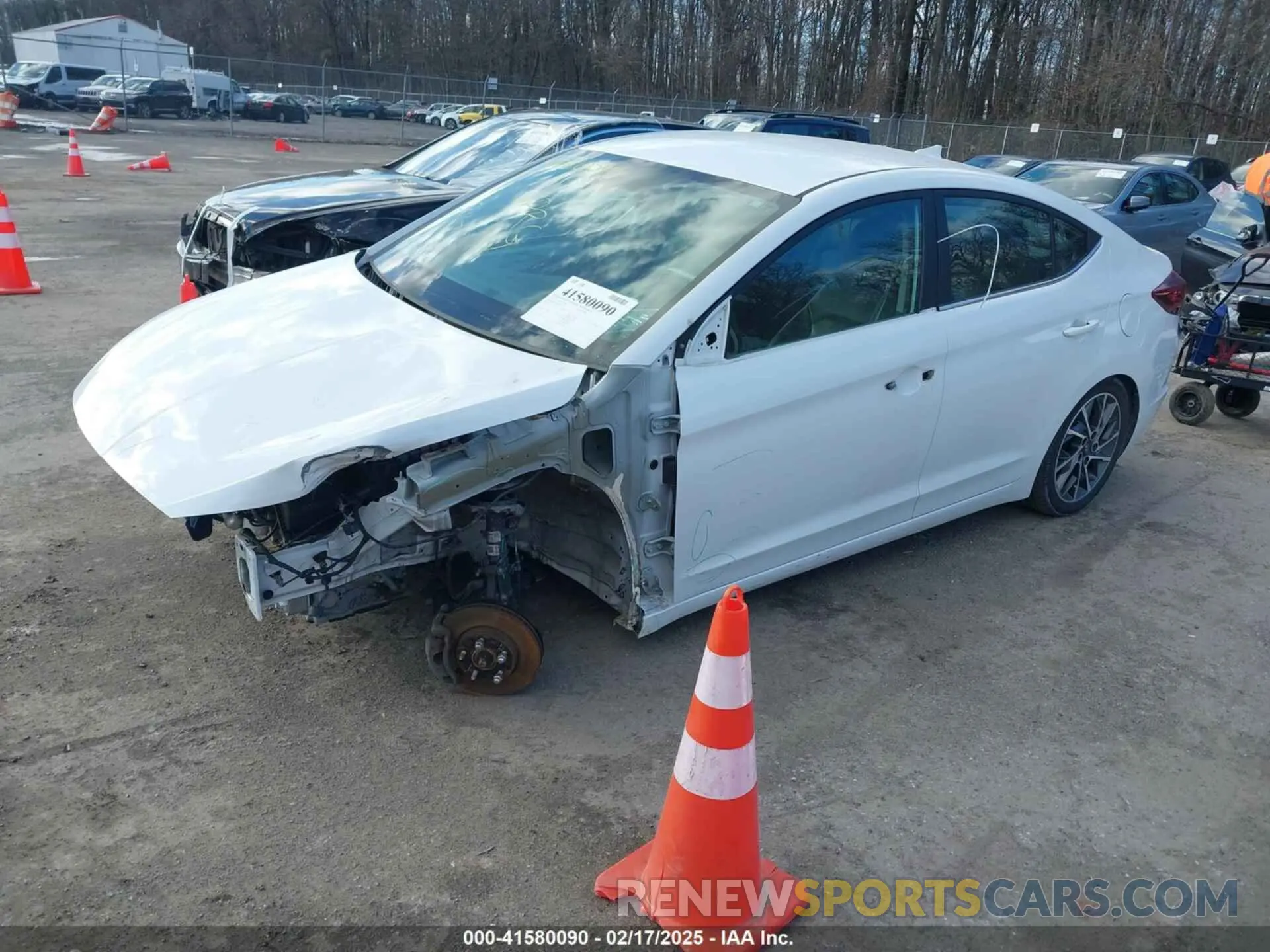 2 Photograph of a damaged car 5NPD84LFXLH617026 HYUNDAI ELANTRA 2020