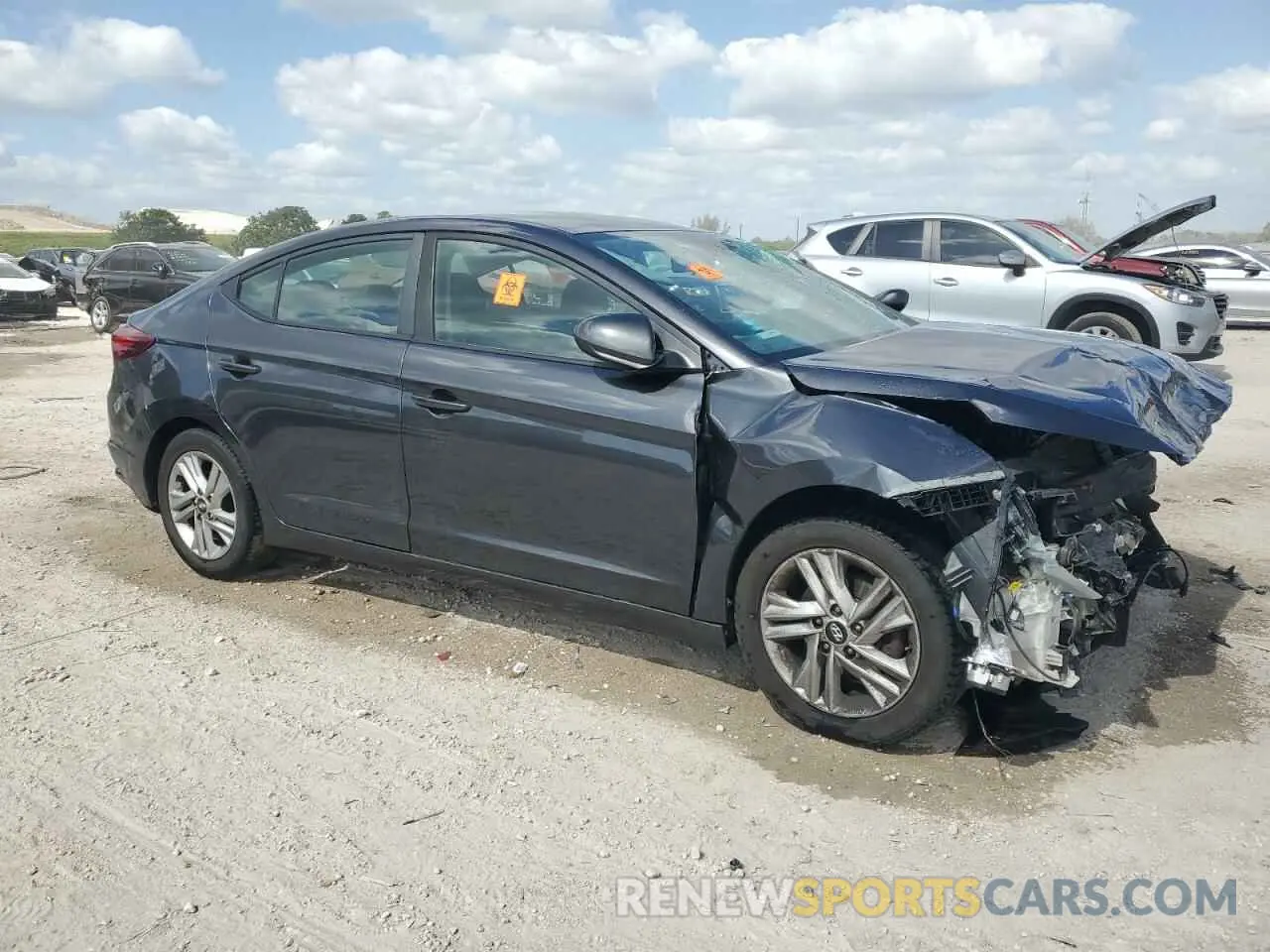 4 Photograph of a damaged car 5NPD84LFXLH621593 HYUNDAI ELANTRA 2020