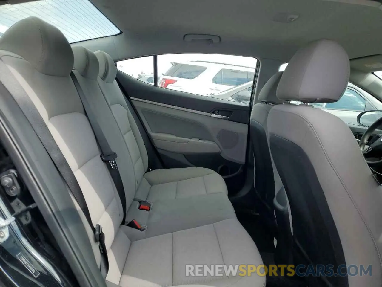 10 Photograph of a damaged car 5NPD84LFXLH626776 HYUNDAI ELANTRA 2020