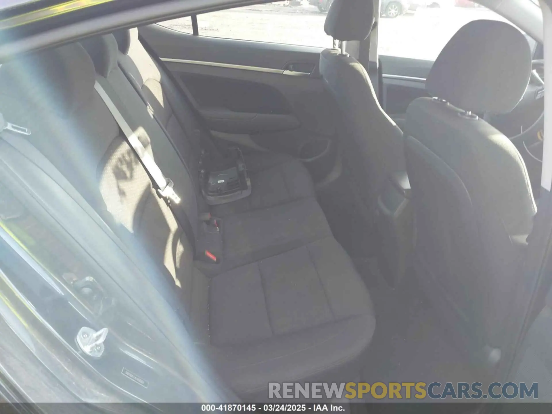 8 Photograph of a damaged car 5NPD84LFXLH630309 HYUNDAI ELANTRA 2020