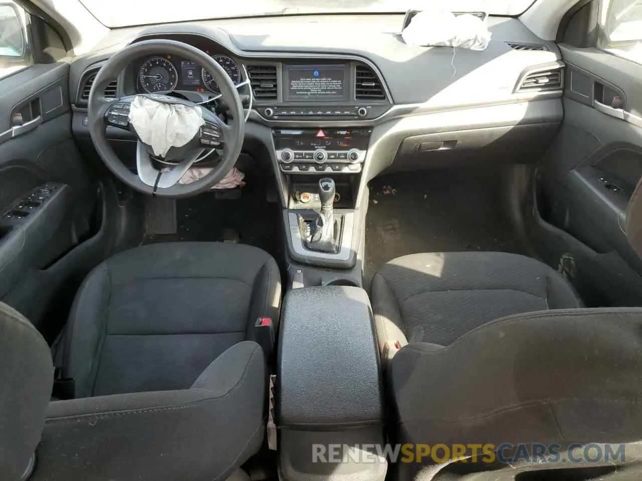 8 Photograph of a damaged car 5NPD84LFXLH632092 HYUNDAI ELANTRA 2020