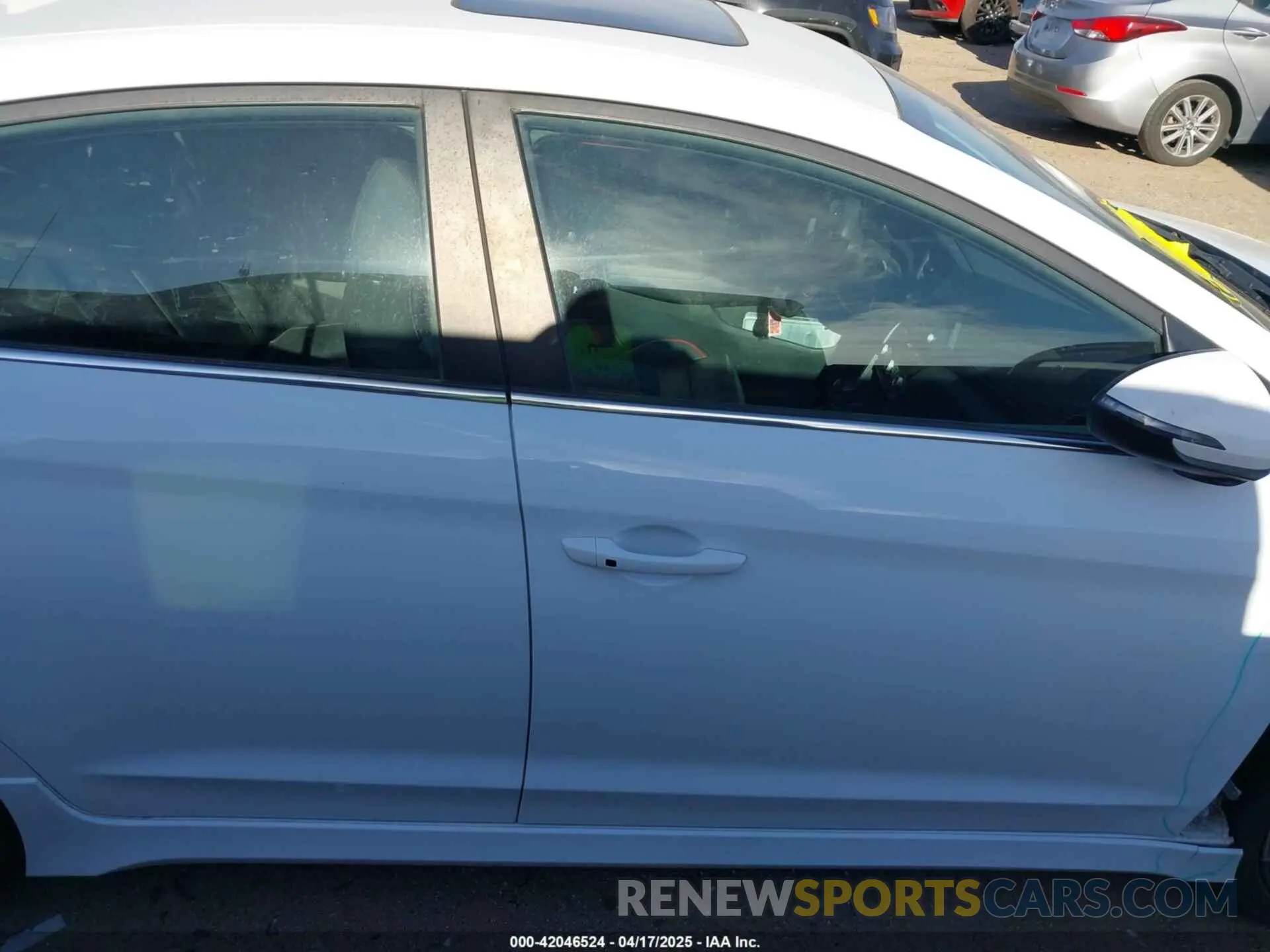 14 Photograph of a damaged car KMHD04LB5LU961269 HYUNDAI ELANTRA 2020