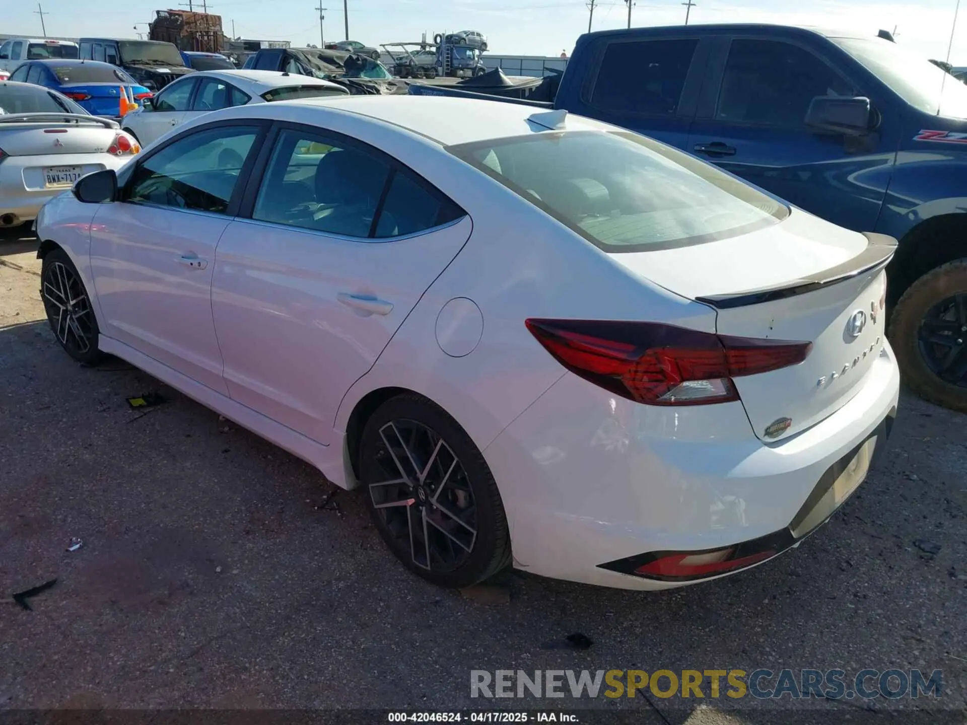 3 Photograph of a damaged car KMHD04LB5LU961269 HYUNDAI ELANTRA 2020