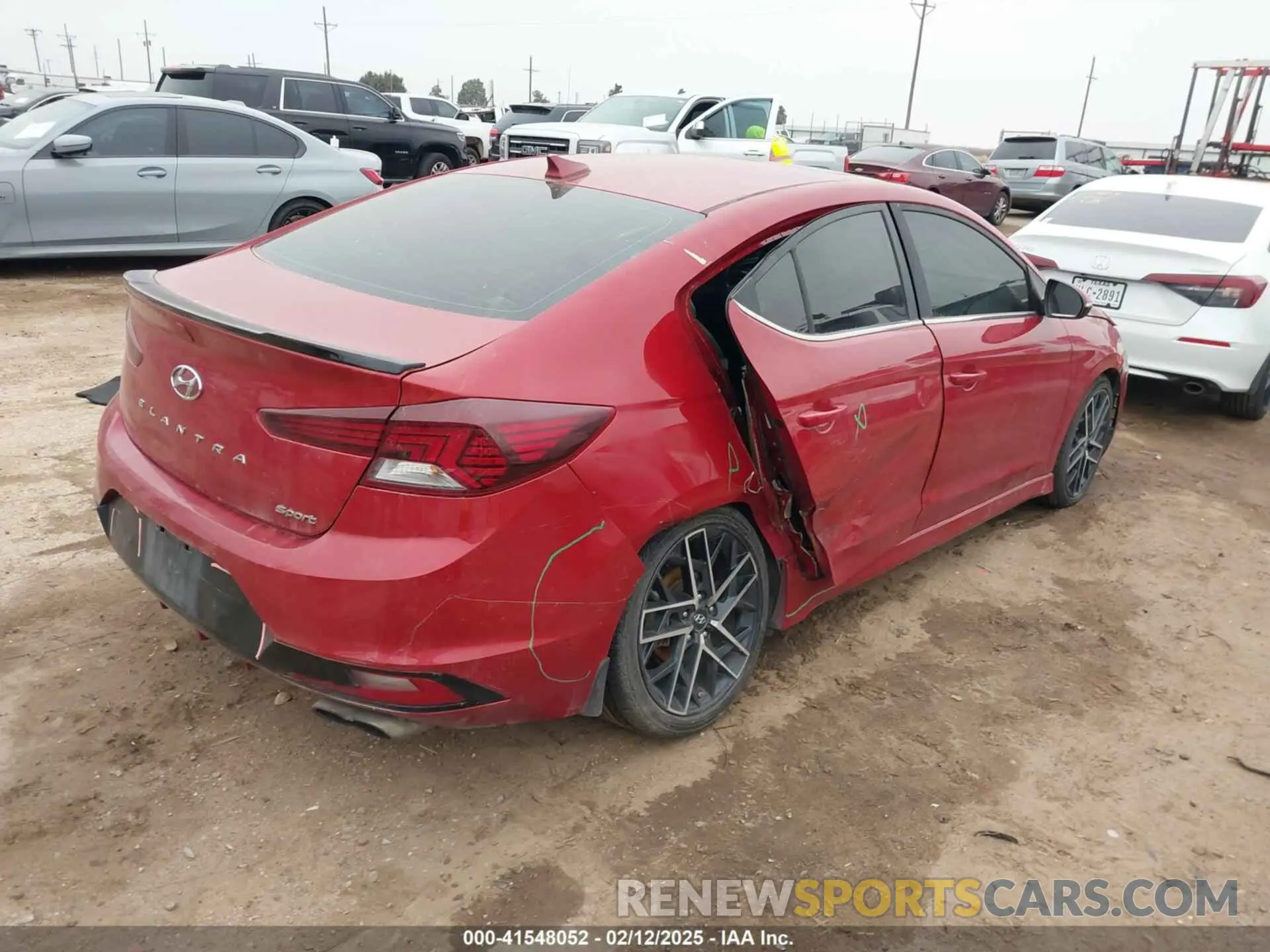4 Photograph of a damaged car KMHD04LBXLU933693 HYUNDAI ELANTRA 2020