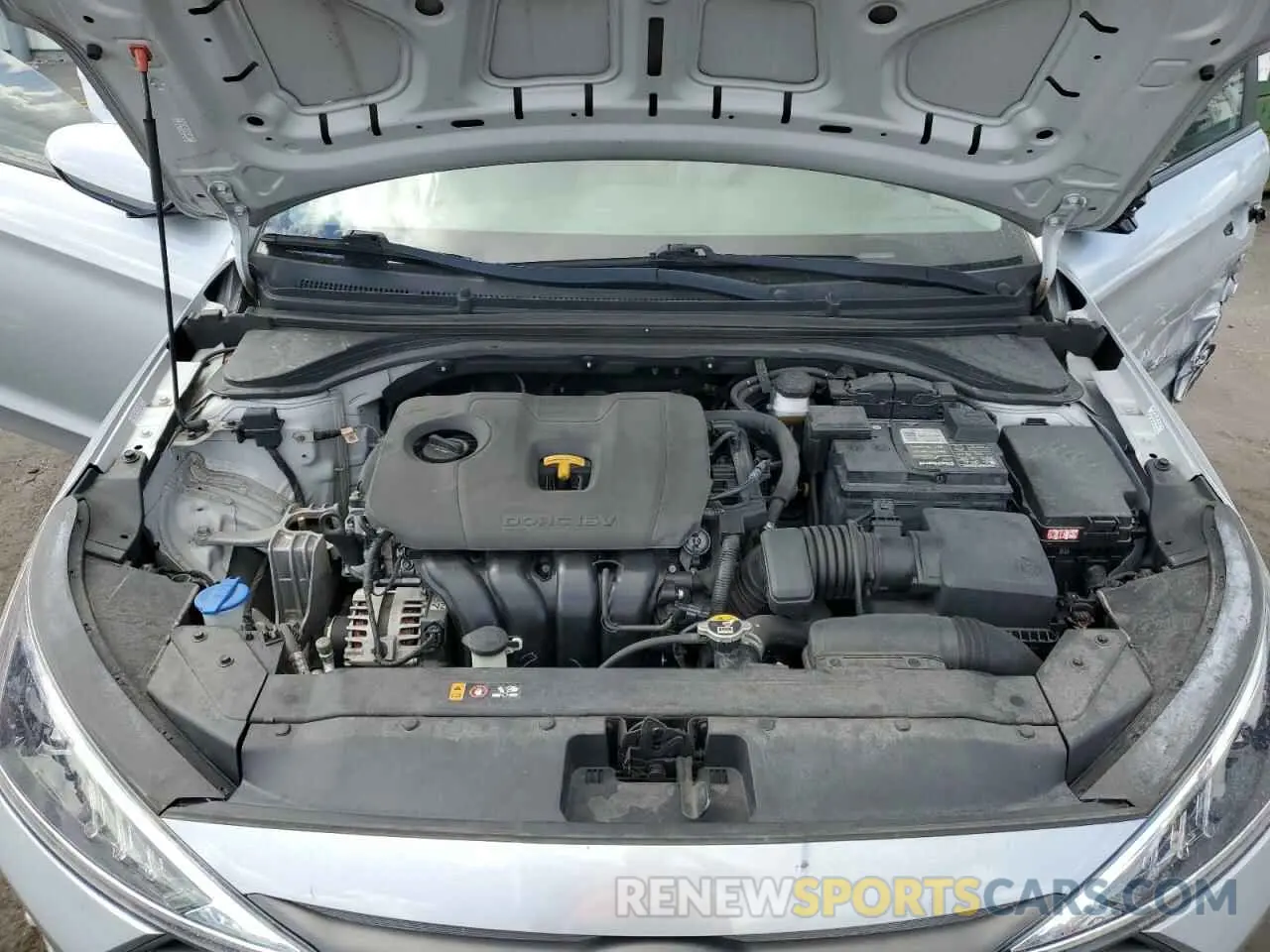 11 Photograph of a damaged car KMHD74LF0LU044772 HYUNDAI ELANTRA 2020