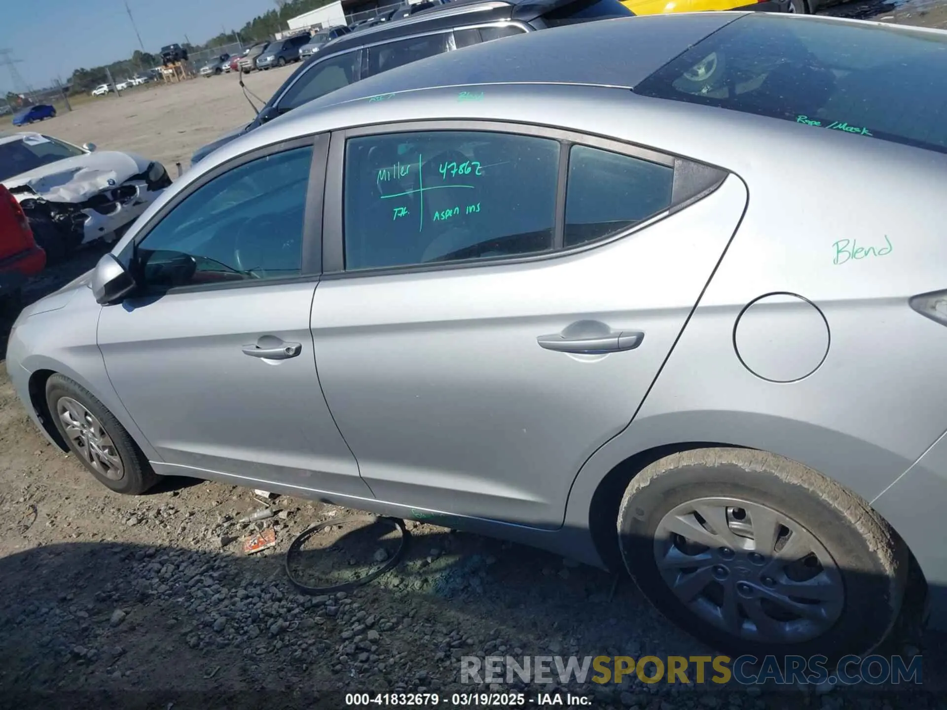 14 Photograph of a damaged car KMHD74LF1LU944323 HYUNDAI ELANTRA 2020