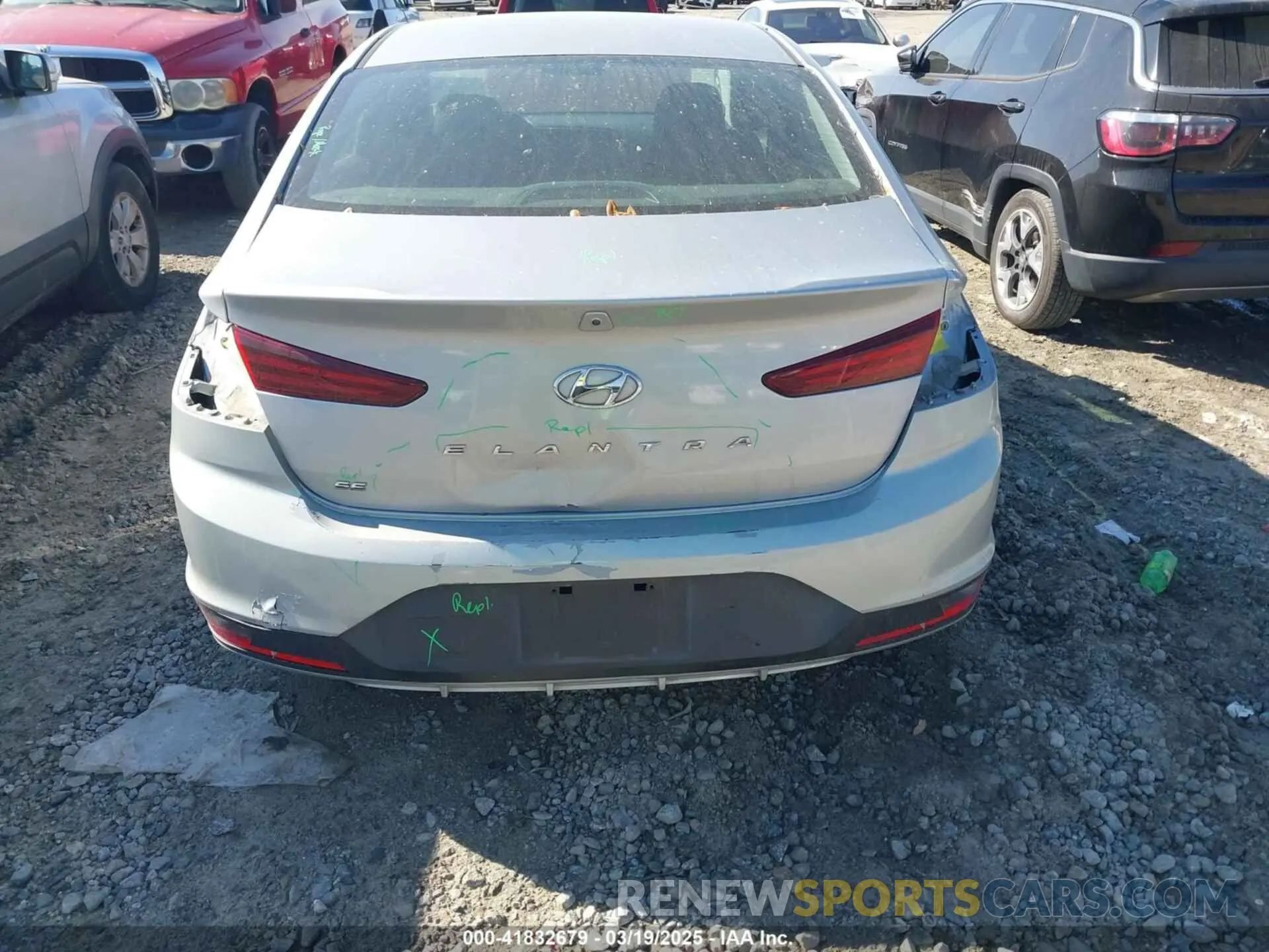 6 Photograph of a damaged car KMHD74LF1LU944323 HYUNDAI ELANTRA 2020