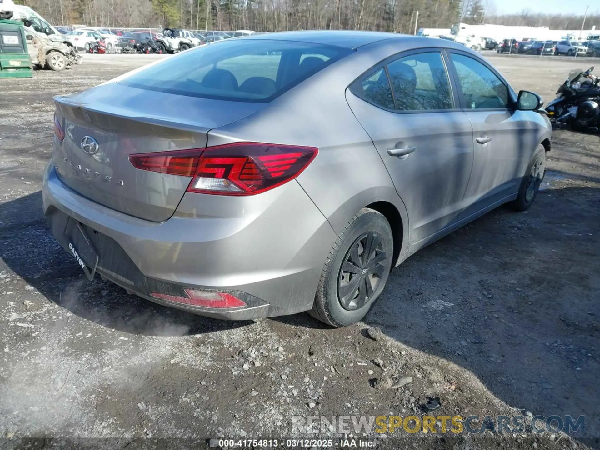 4 Photograph of a damaged car KMHD74LF1LU984434 HYUNDAI ELANTRA 2020
