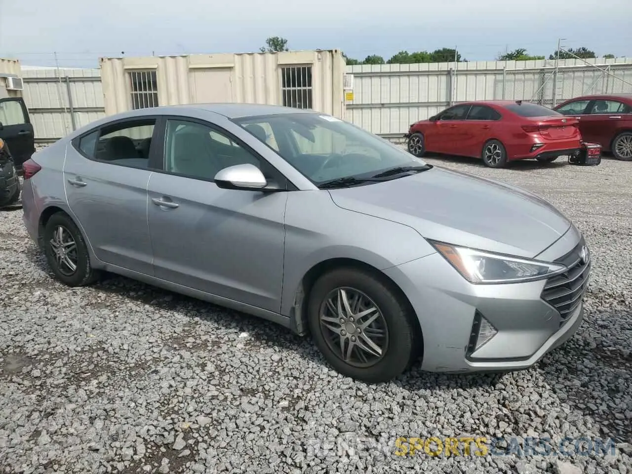 4 Photograph of a damaged car KMHD74LF3LU069861 HYUNDAI ELANTRA 2020