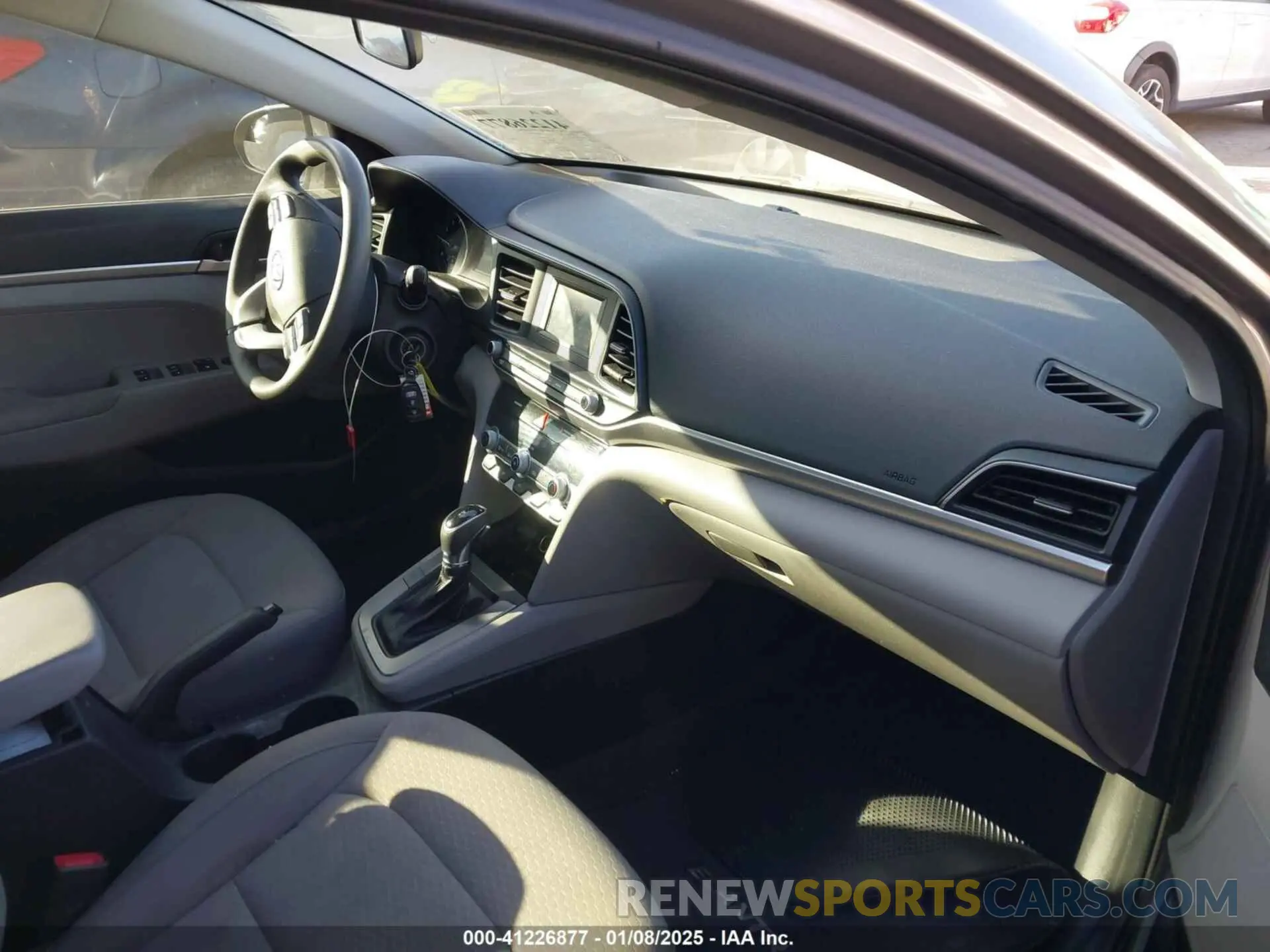 5 Photograph of a damaged car KMHD74LF4LU092744 HYUNDAI ELANTRA 2020