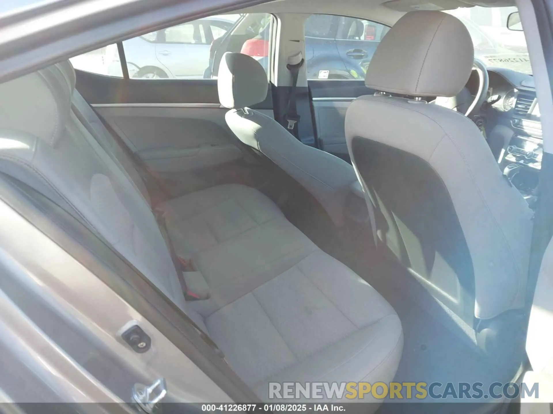 8 Photograph of a damaged car KMHD74LF4LU092744 HYUNDAI ELANTRA 2020