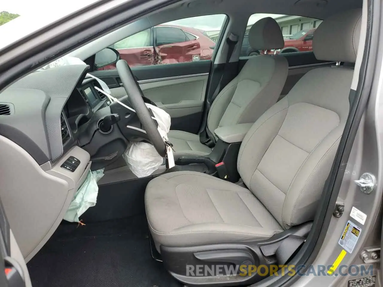 7 Photograph of a damaged car KMHD74LF4LU105900 HYUNDAI ELANTRA 2020