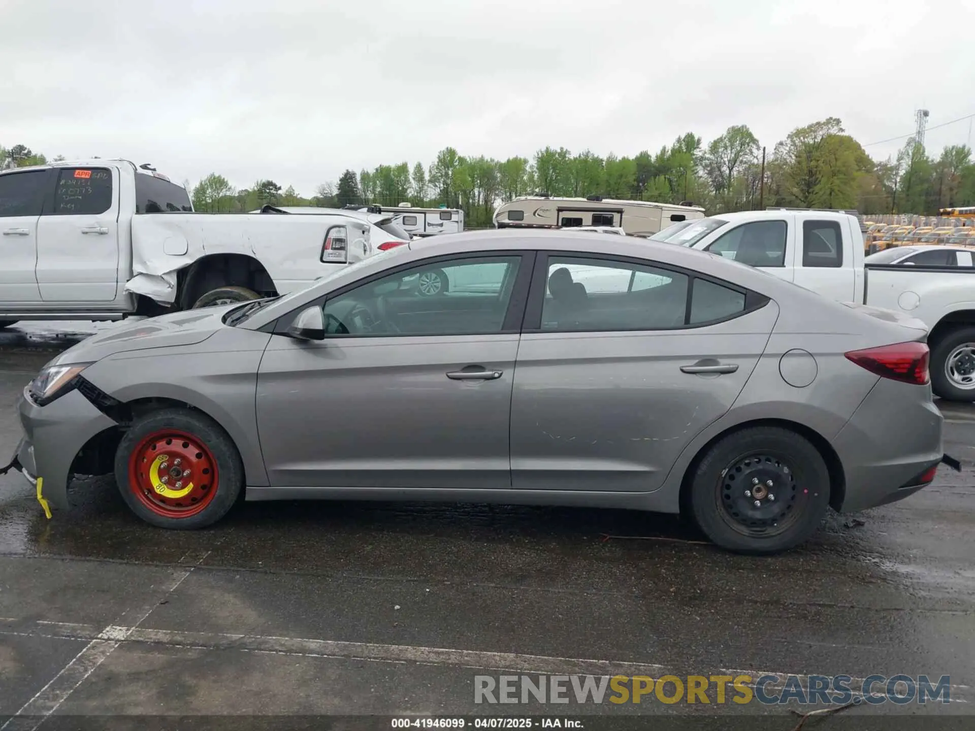 13 Photograph of a damaged car KMHD74LF5LU022637 HYUNDAI ELANTRA 2020