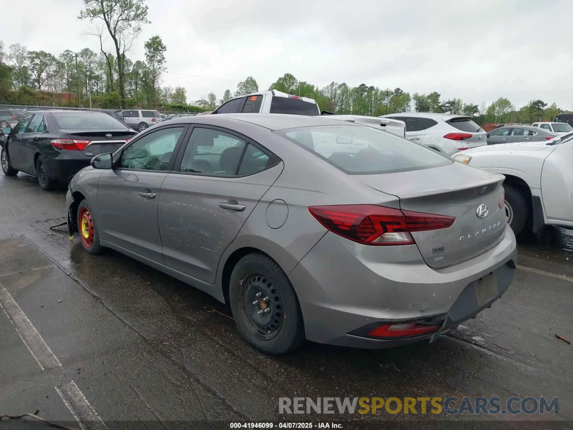 3 Photograph of a damaged car KMHD74LF5LU022637 HYUNDAI ELANTRA 2020