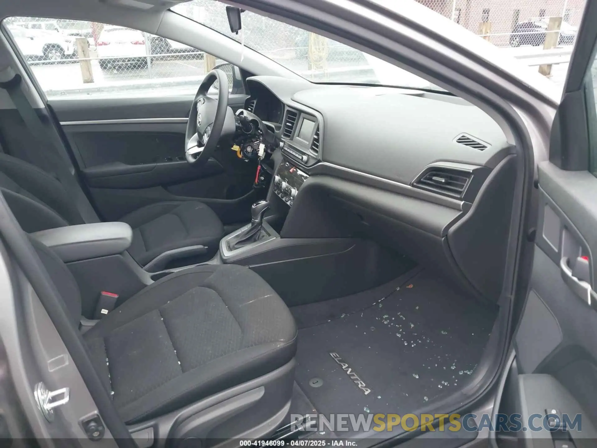 5 Photograph of a damaged car KMHD74LF5LU022637 HYUNDAI ELANTRA 2020