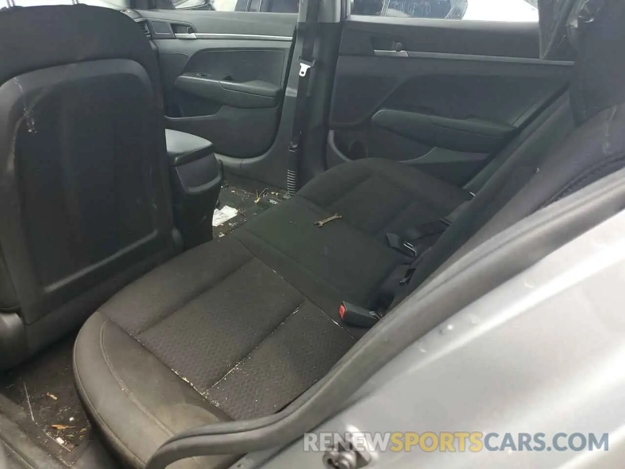 10 Photograph of a damaged car KMHD74LF6LU025000 HYUNDAI ELANTRA 2020