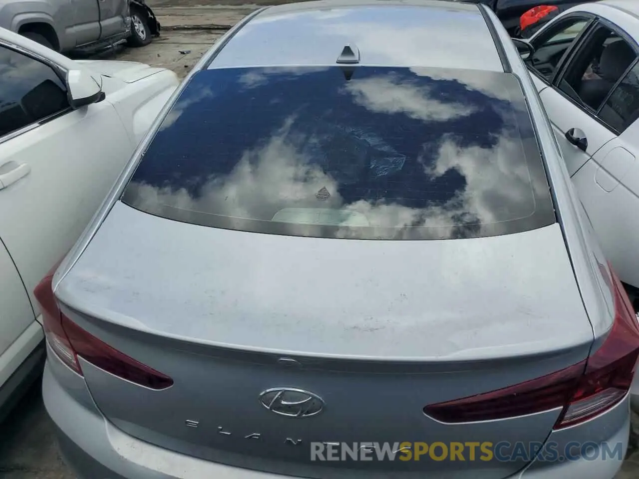 6 Photograph of a damaged car KMHD74LF6LU025000 HYUNDAI ELANTRA 2020