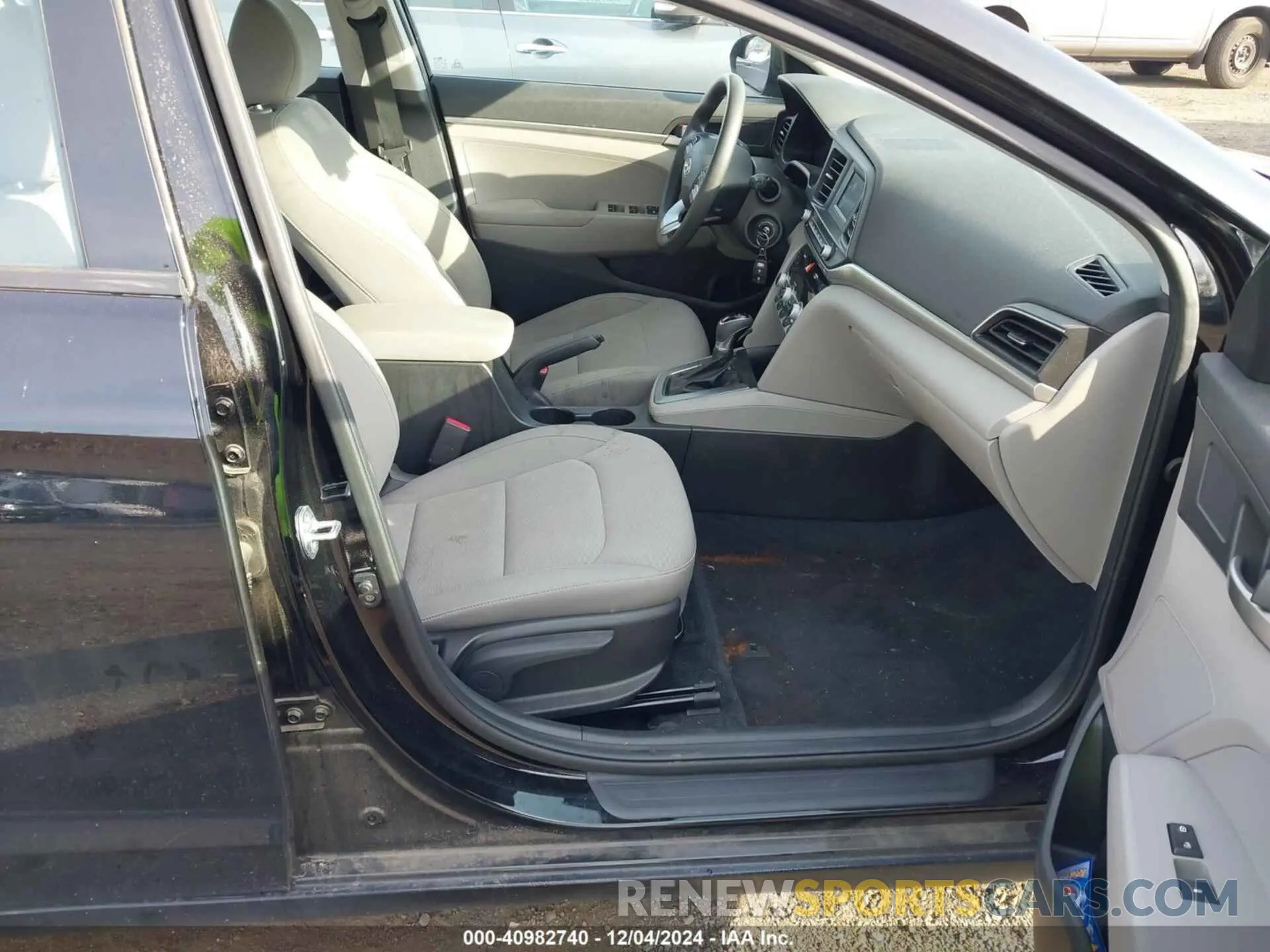 5 Photograph of a damaged car KMHD74LF6LU997924 HYUNDAI ELANTRA 2020