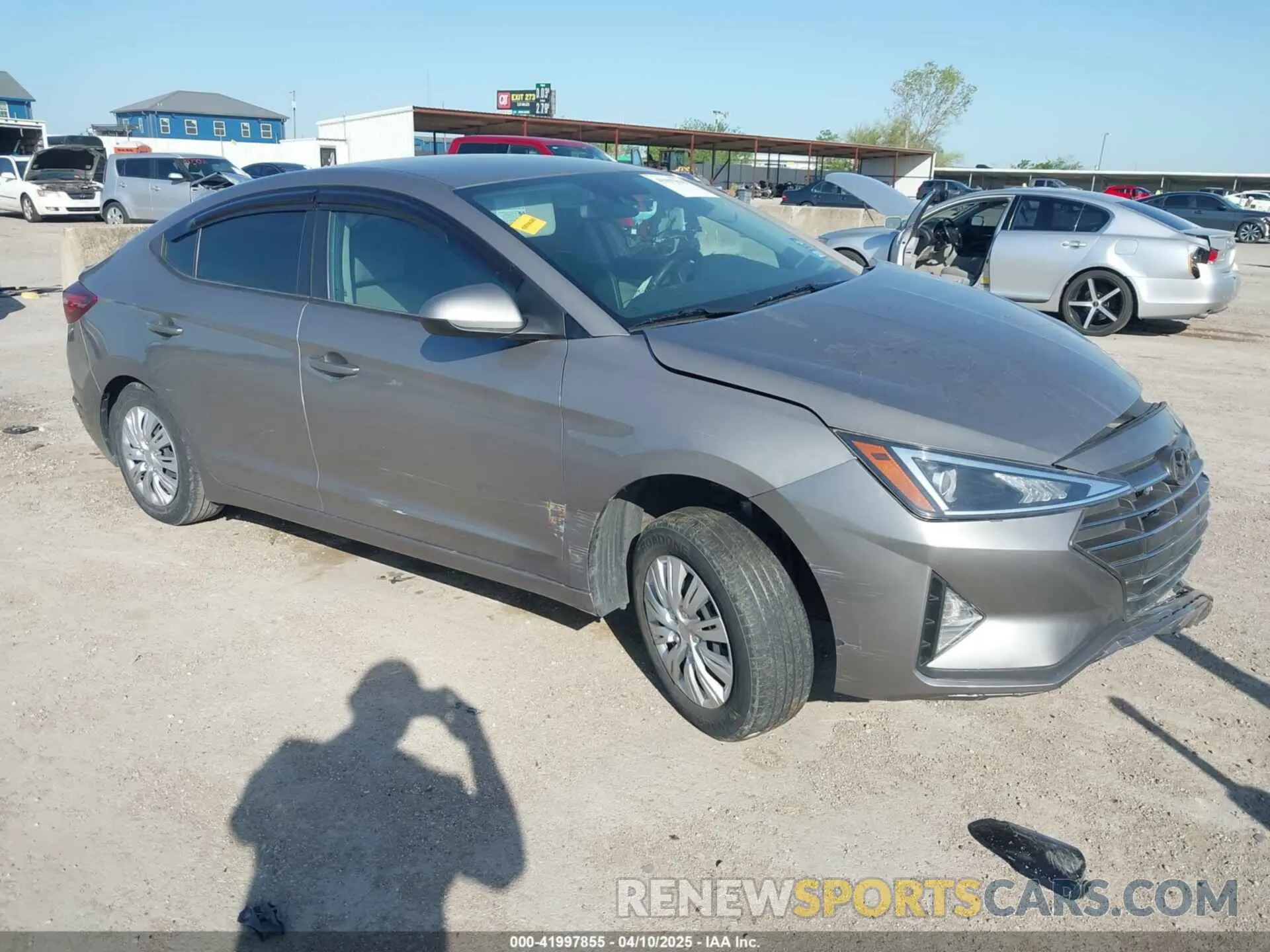 1 Photograph of a damaged car KMHD74LF7LU105230 HYUNDAI ELANTRA 2020