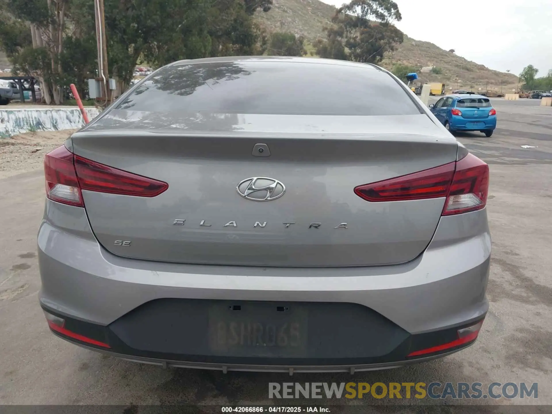 16 Photograph of a damaged car KMHD74LF7LU901783 HYUNDAI ELANTRA 2020
